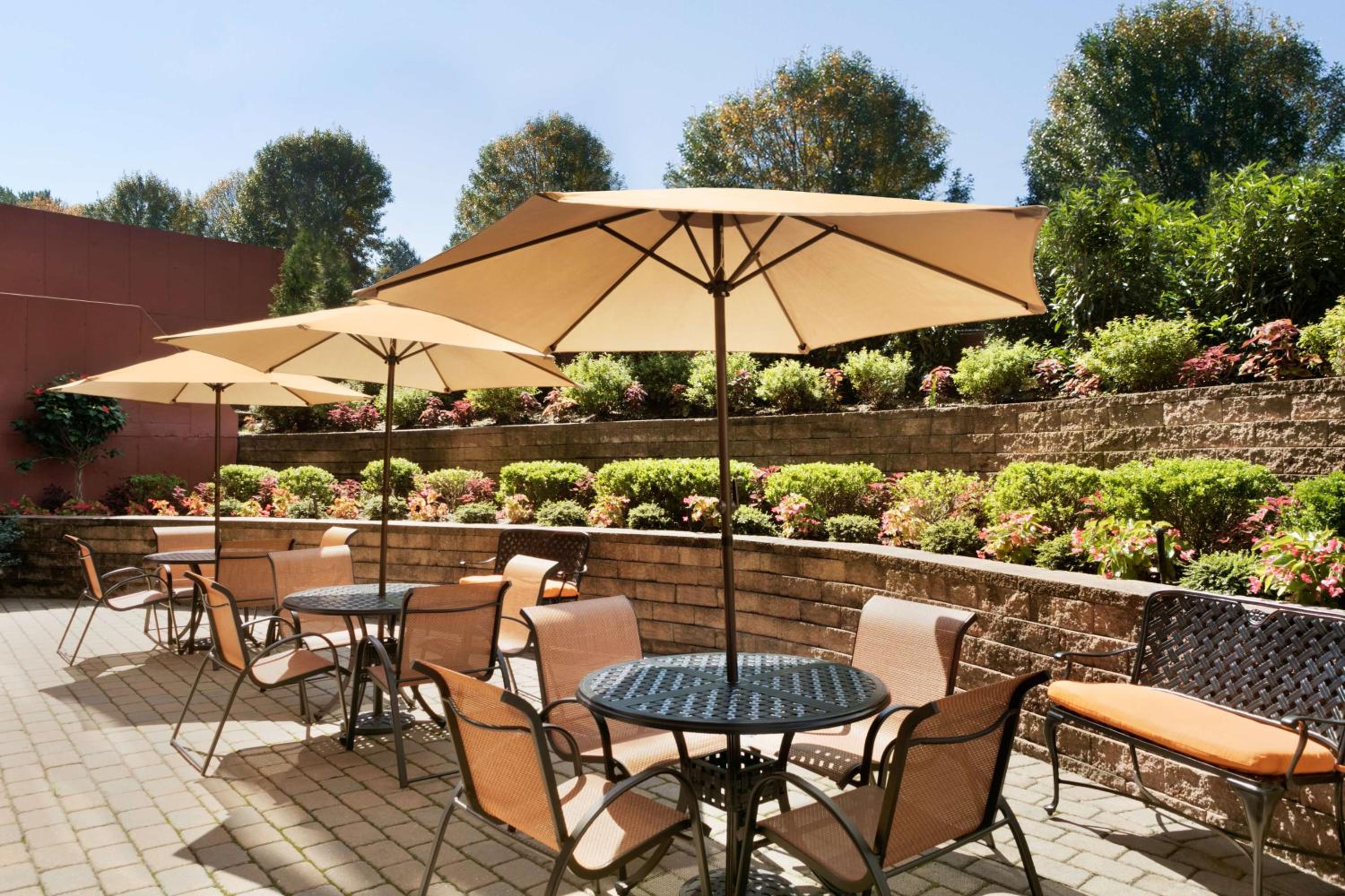 Hampton Inn New York - LaGuardia Airport - Property Image 10