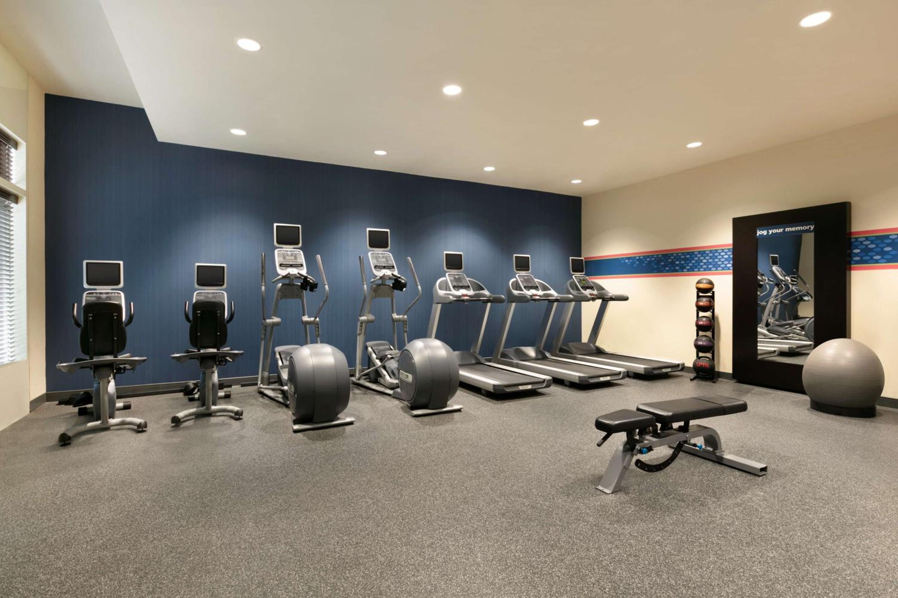 Hampton Inn New York - LaGuardia Airport - Property Image 21