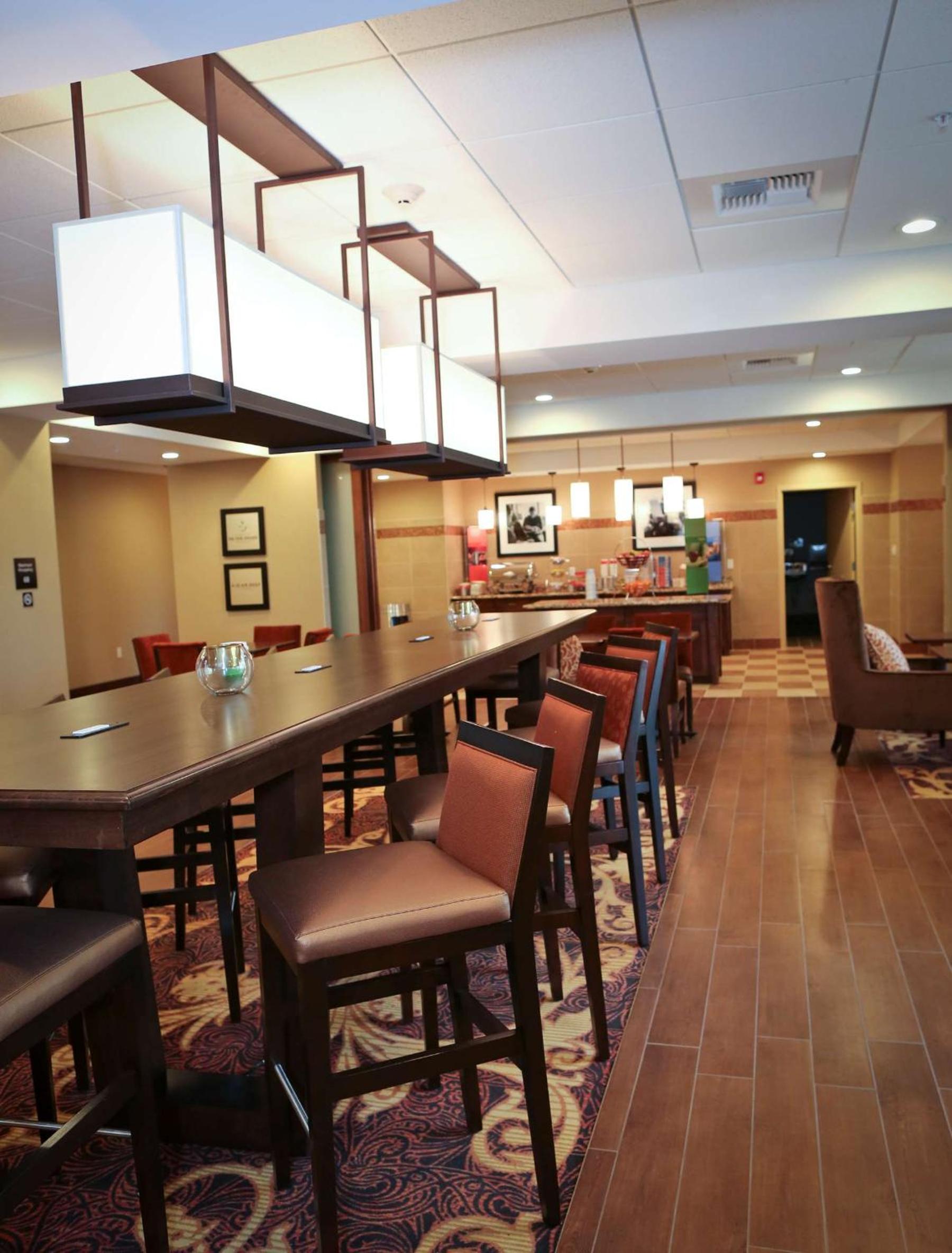 Hampton Inn Union City - Property Image 16