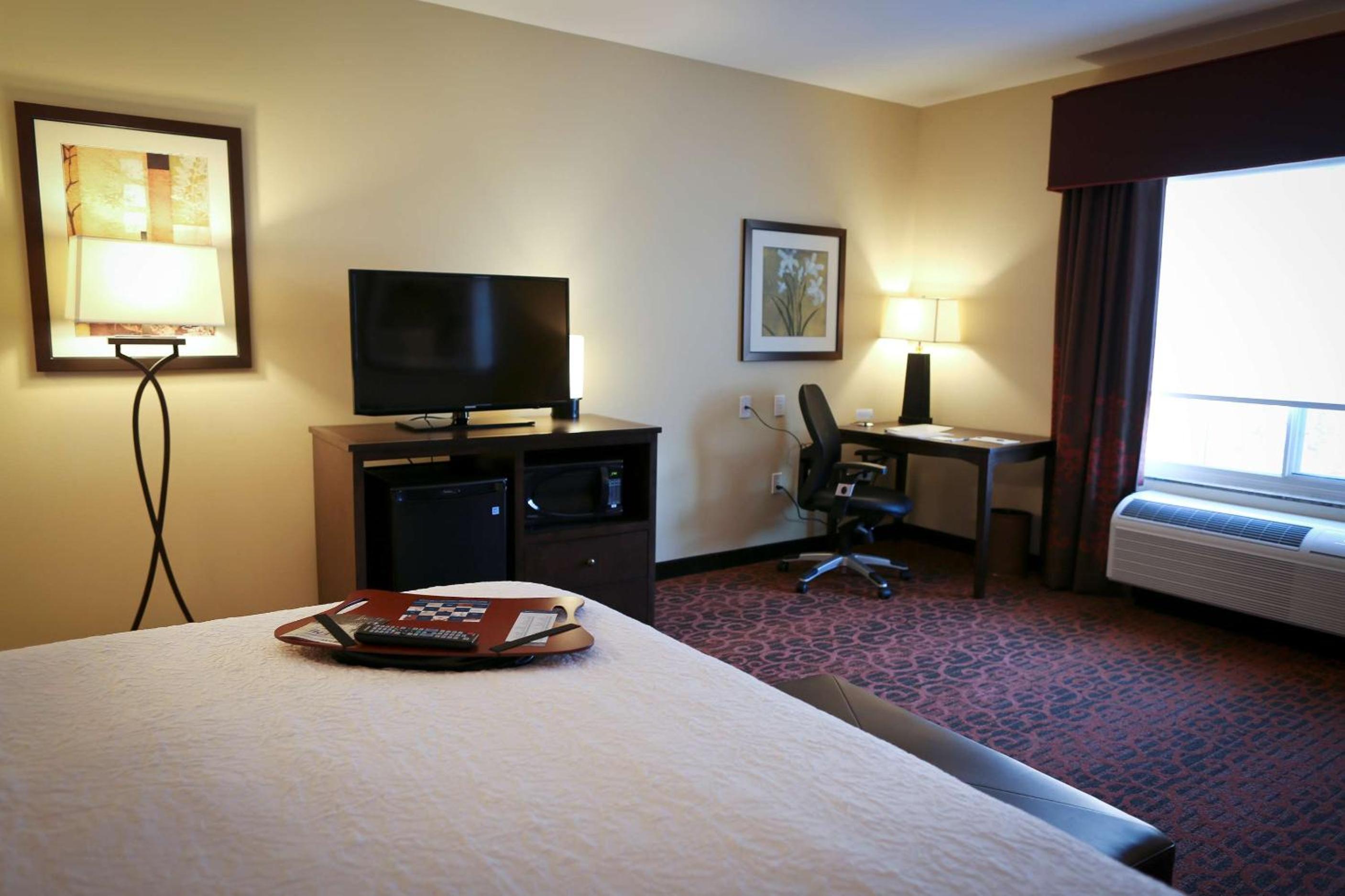 Hampton Inn Union City - Property Image 3