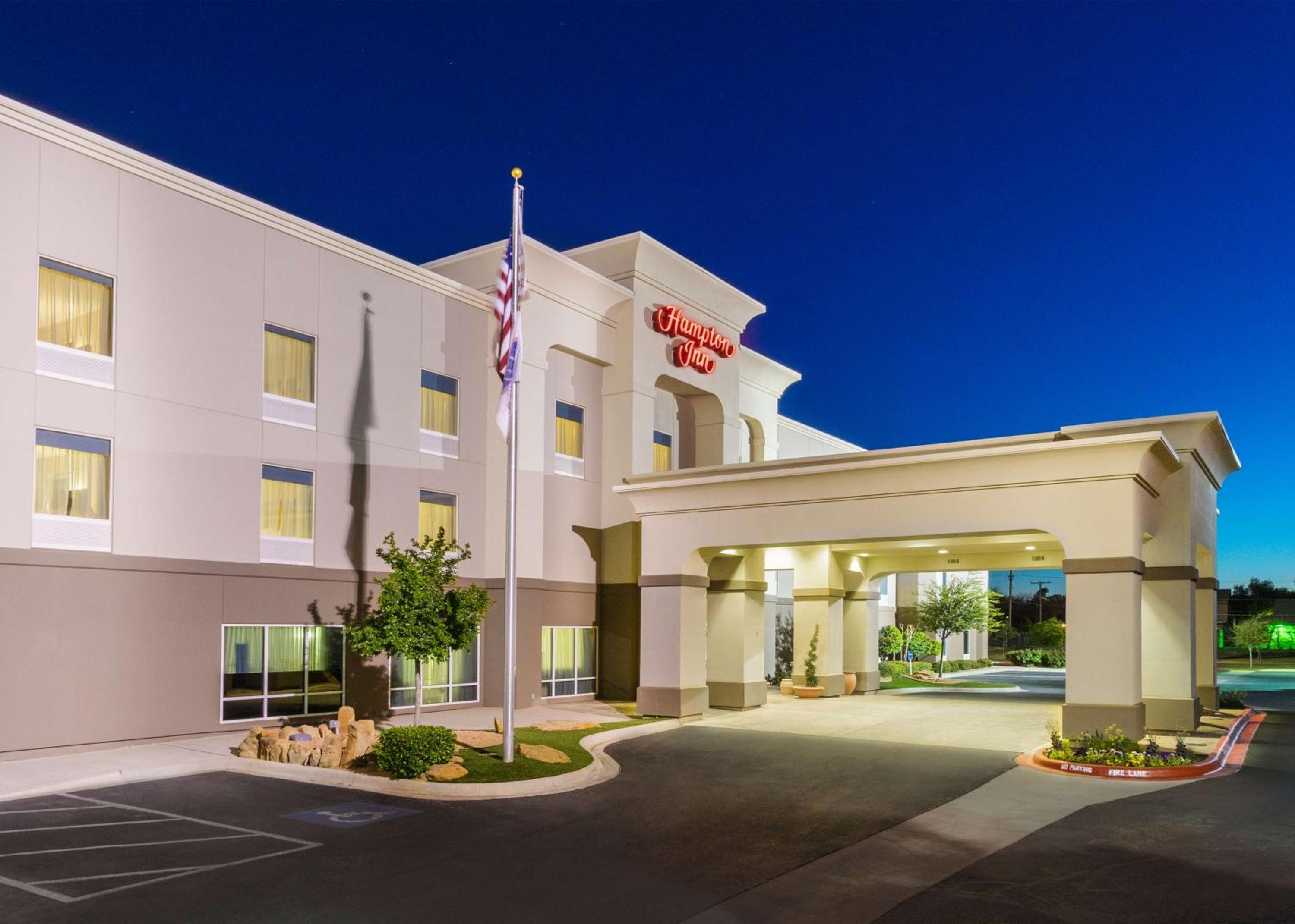 Hotel Hampton Inn by Hilton Odessa - Image 1