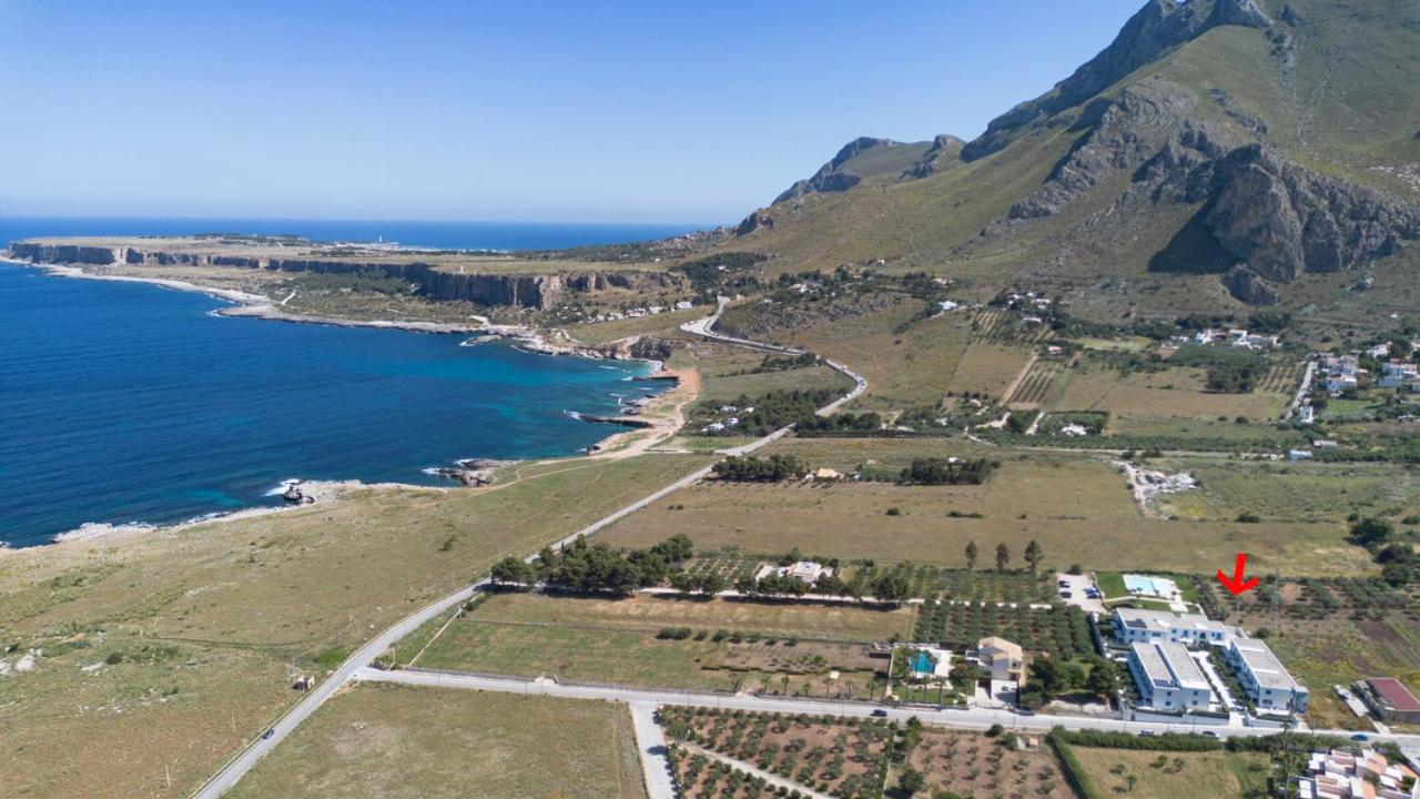 Casa Mirea di Teti con piscina a Macari view 4