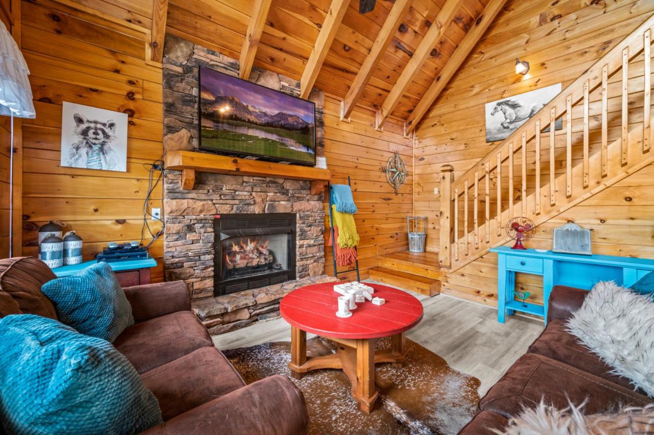 Million Dollar View - Games, Hot tub & Movie Theater! view 4
