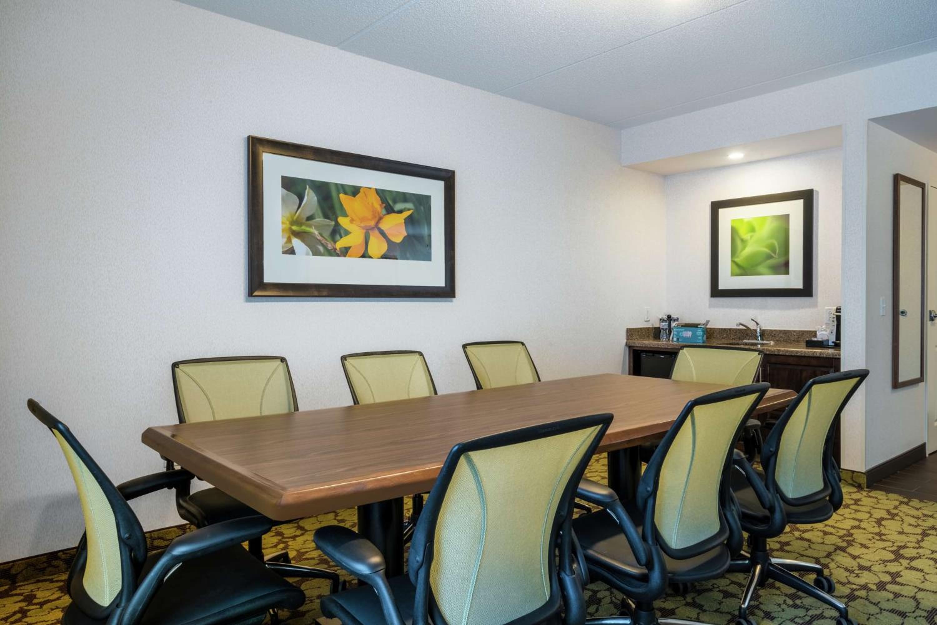 Hilton Garden Inn Valley Forge/Oaks - Property Image 9
