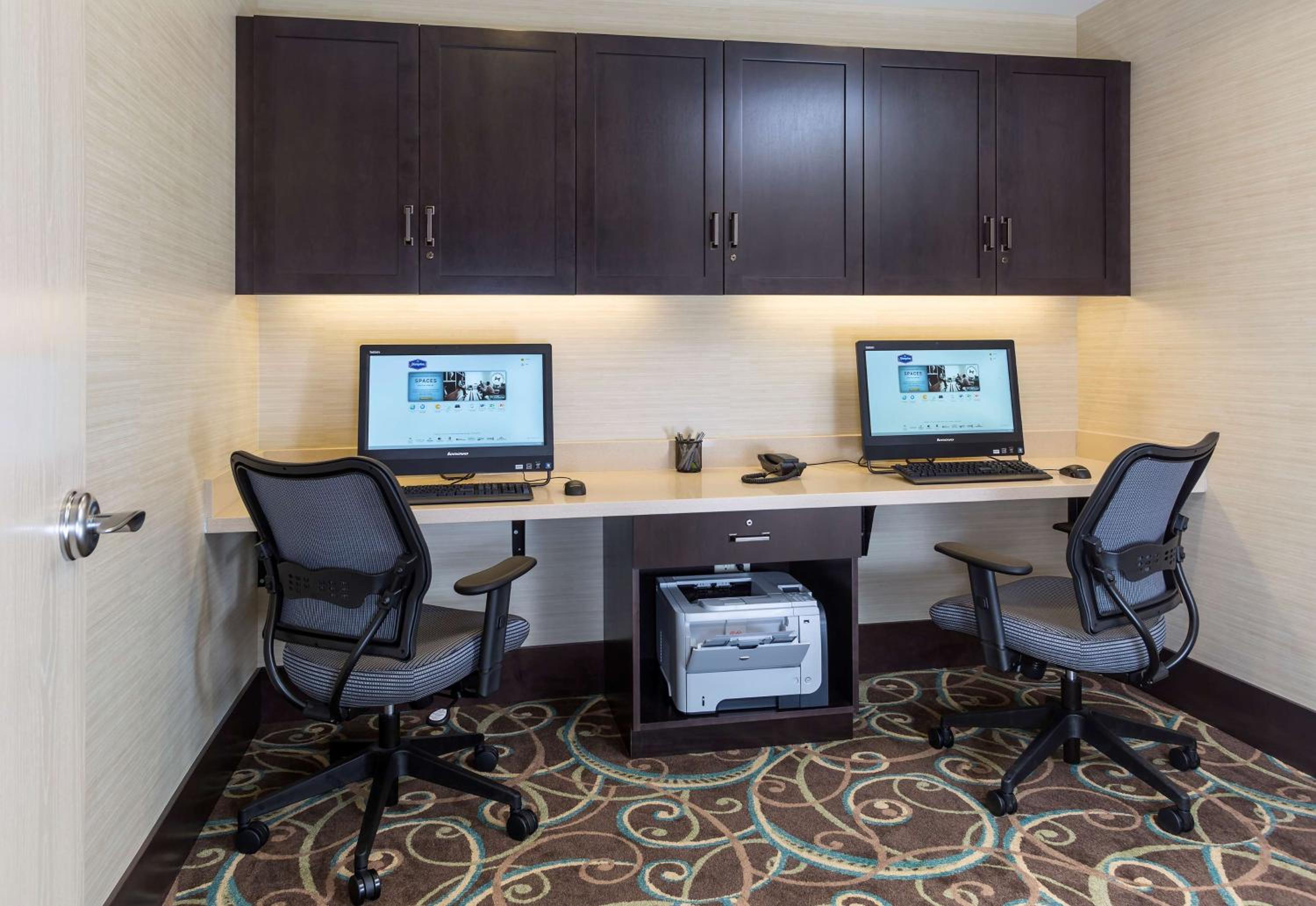 Hampton Inn  Suites Philadelphia Montgomeryville - Property Image 3