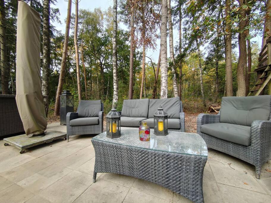 Natuurhuisje Vechtdal Bungalow met privé sauna zwemmeer en houthaard view 3
