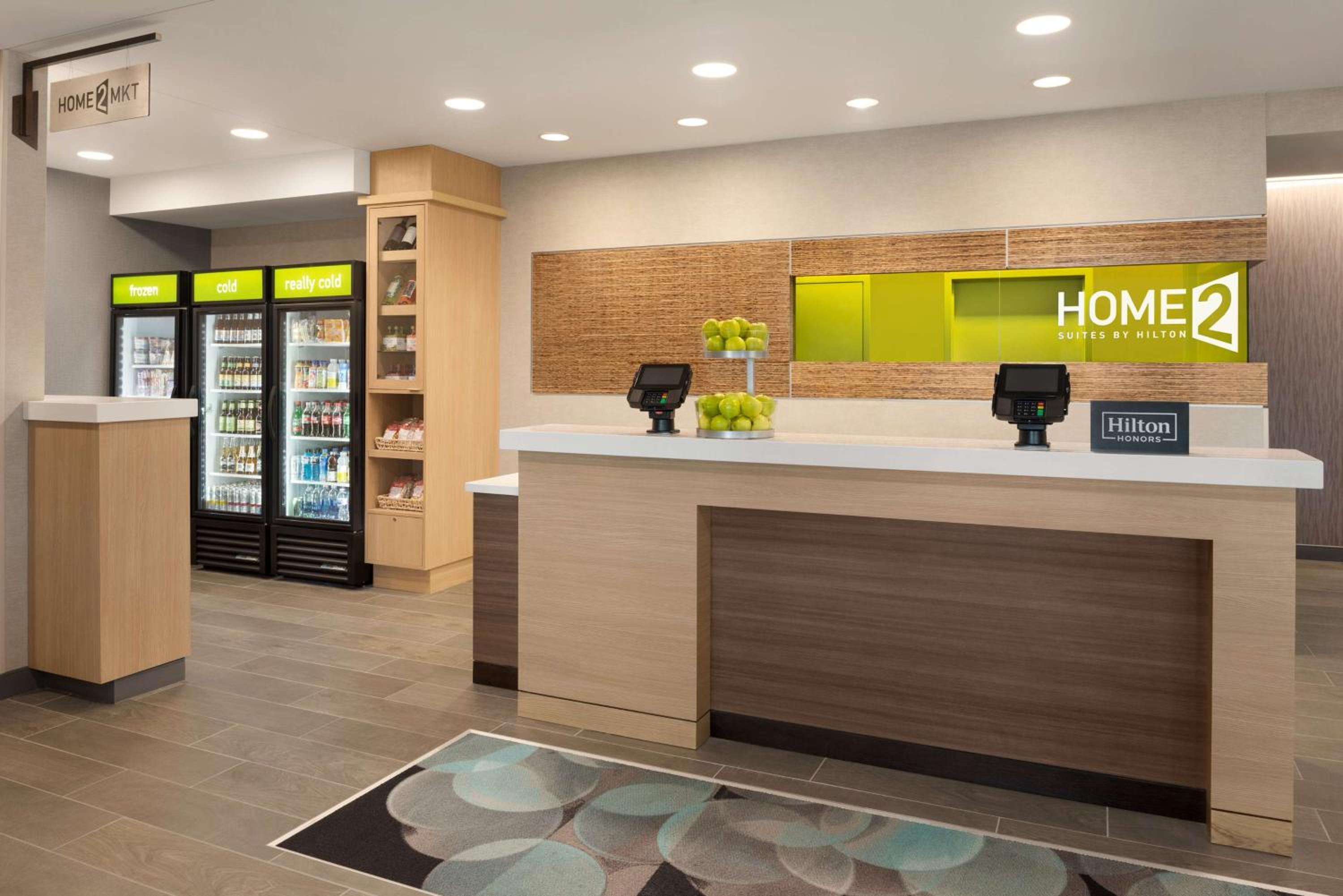 Phoenix Vacations - Home2 Suites By Hilton Glendale Westgate - Property Image 2