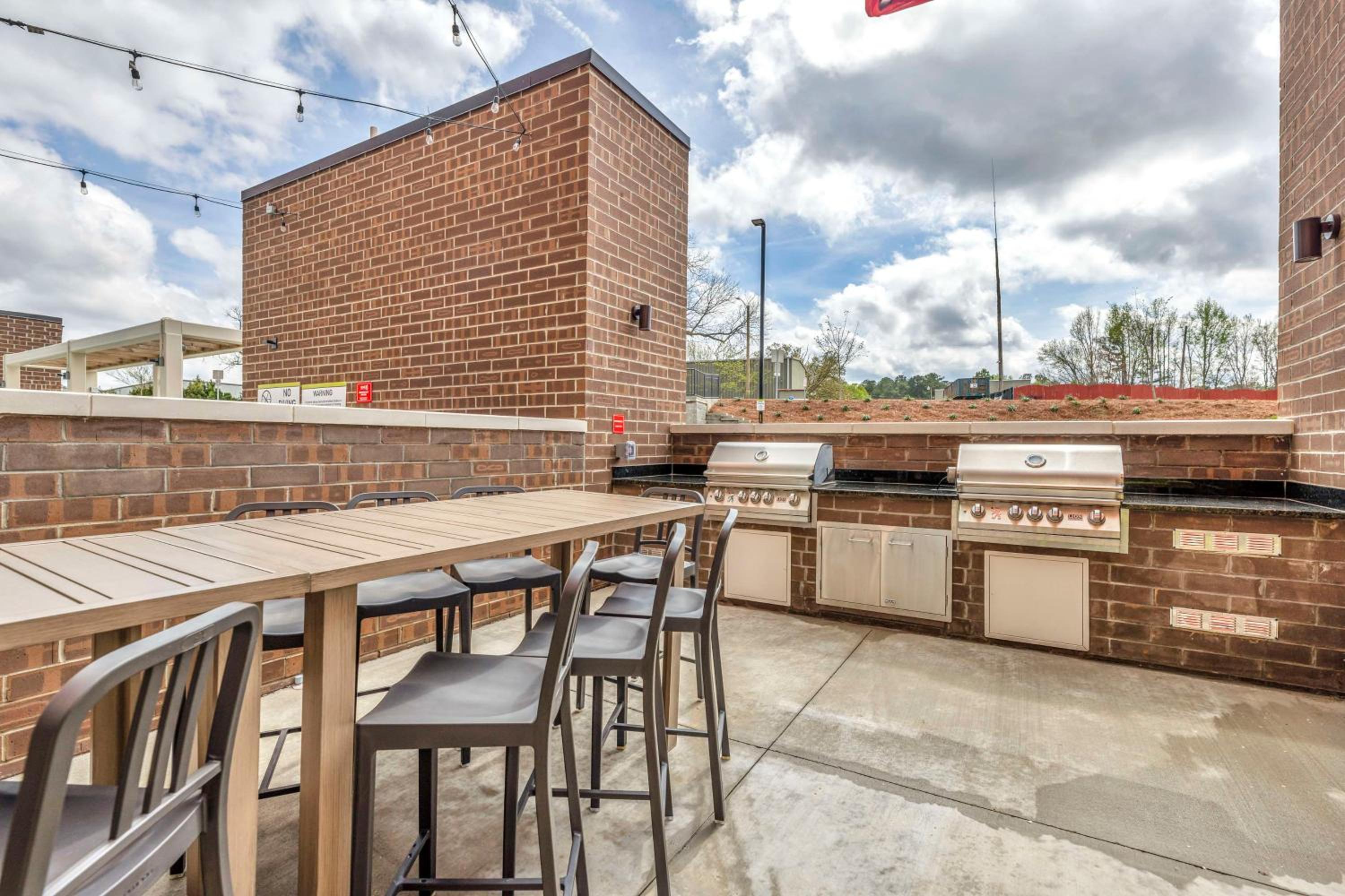 Raleigh Vacations - Home2 Suites By Hilton Raleigh State Arena - Property Image 55