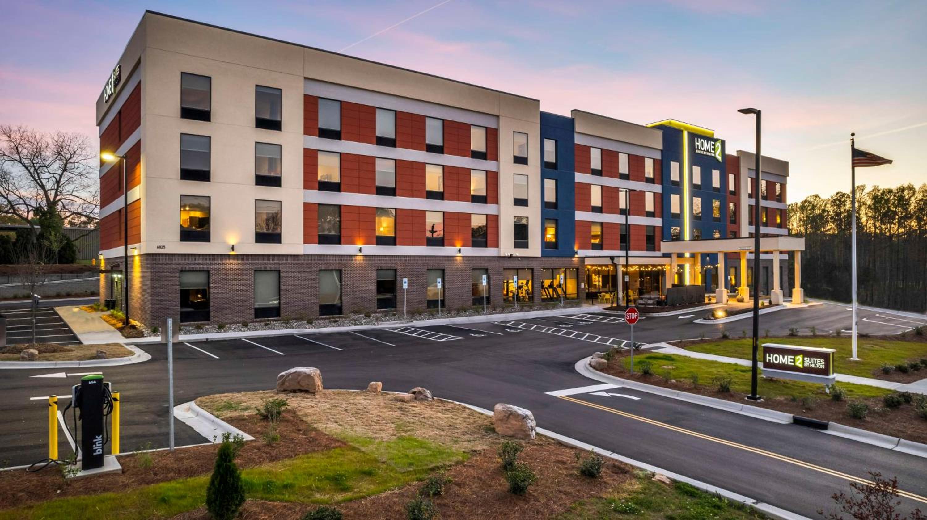 Raleigh Vacations - Home2 Suites By Hilton Raleigh State Arena - Property Image 52