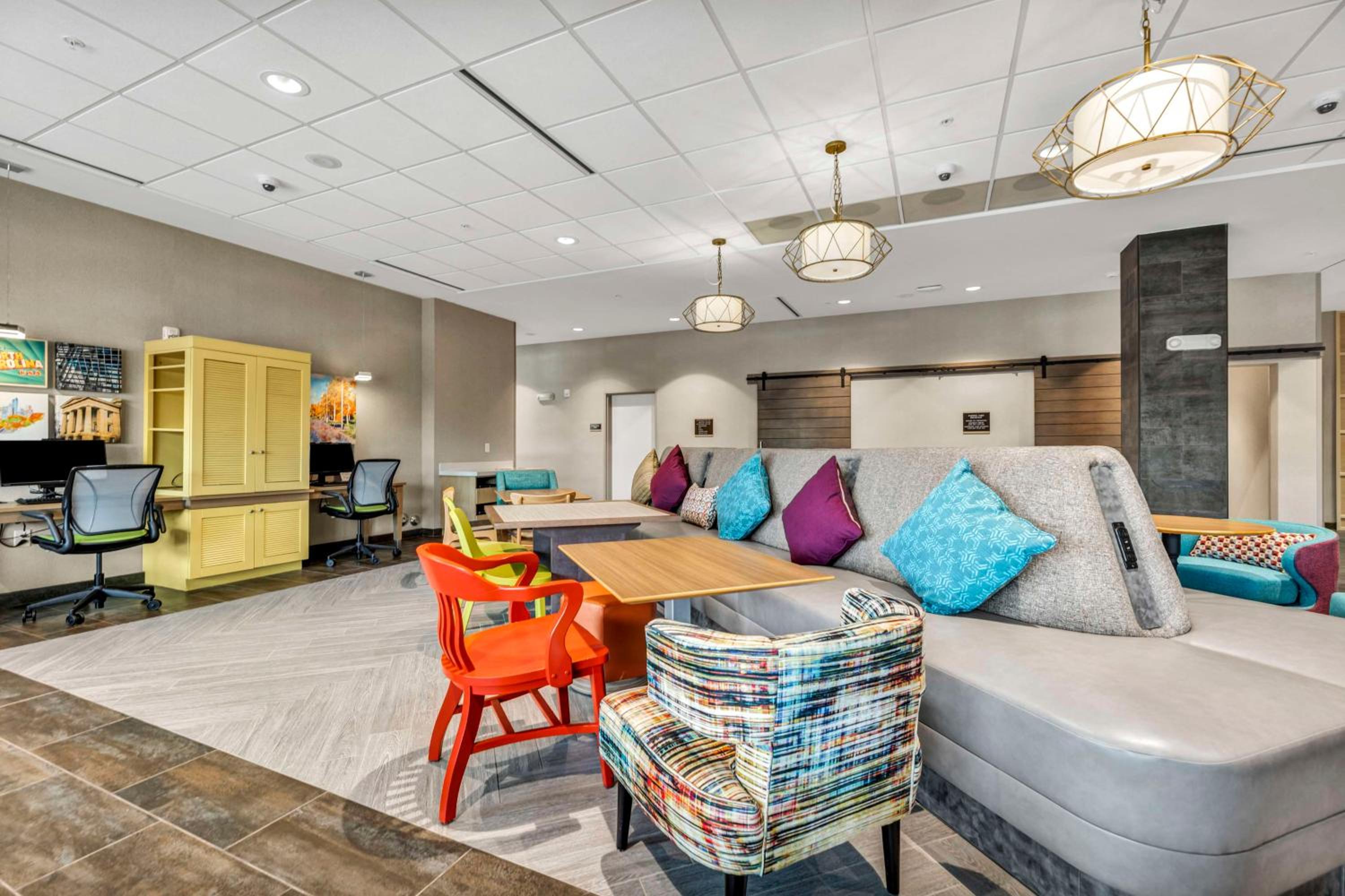 Raleigh Vacations - Home2 Suites By Hilton Raleigh State Arena - Property Image 45