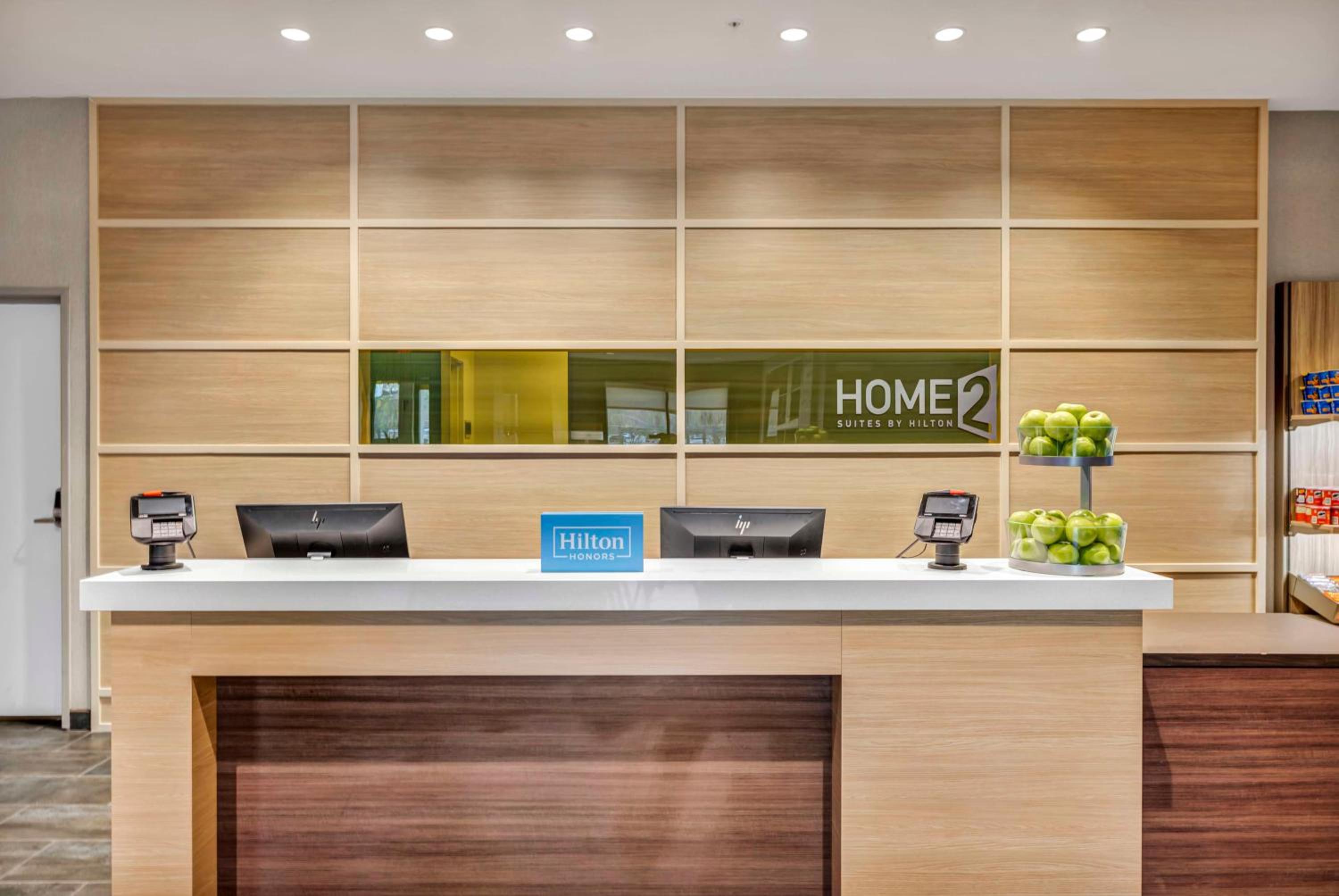 Raleigh Vacations - Home2 Suites By Hilton Raleigh State Arena - Property Image 43
