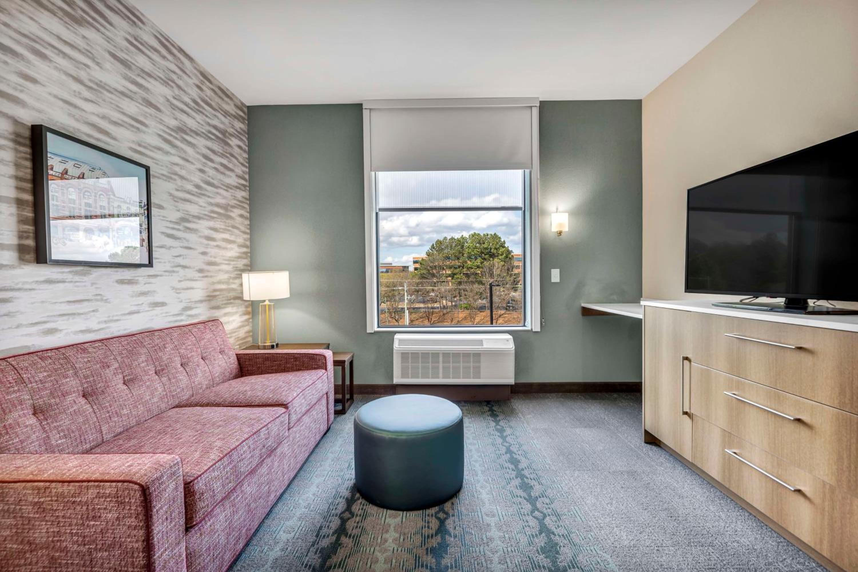 Raleigh Vacations - Home2 Suites By Hilton Raleigh State Arena - Property Image 12