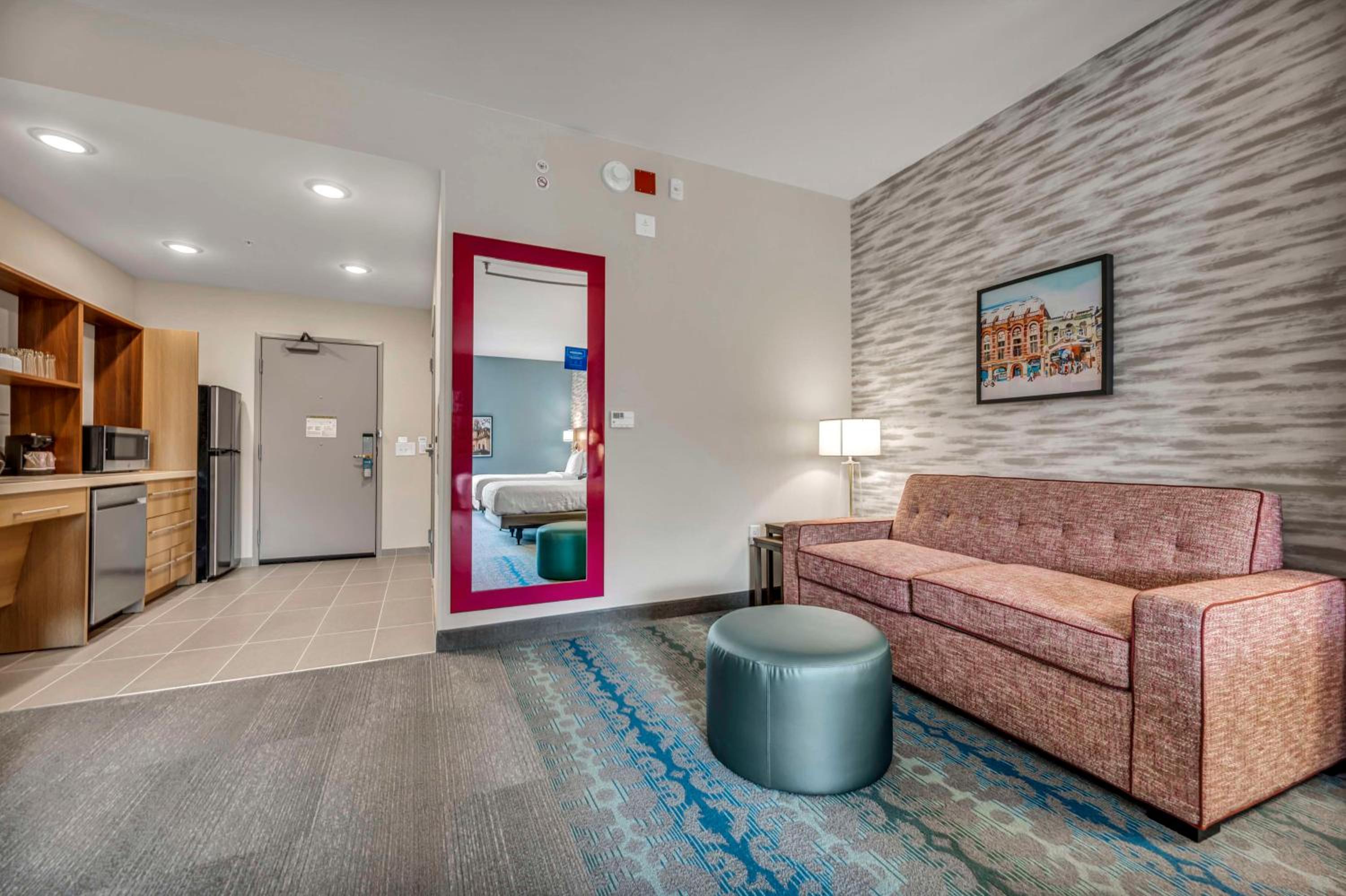 Raleigh Vacations - Home2 Suites By Hilton Raleigh State Arena - Property Image 8