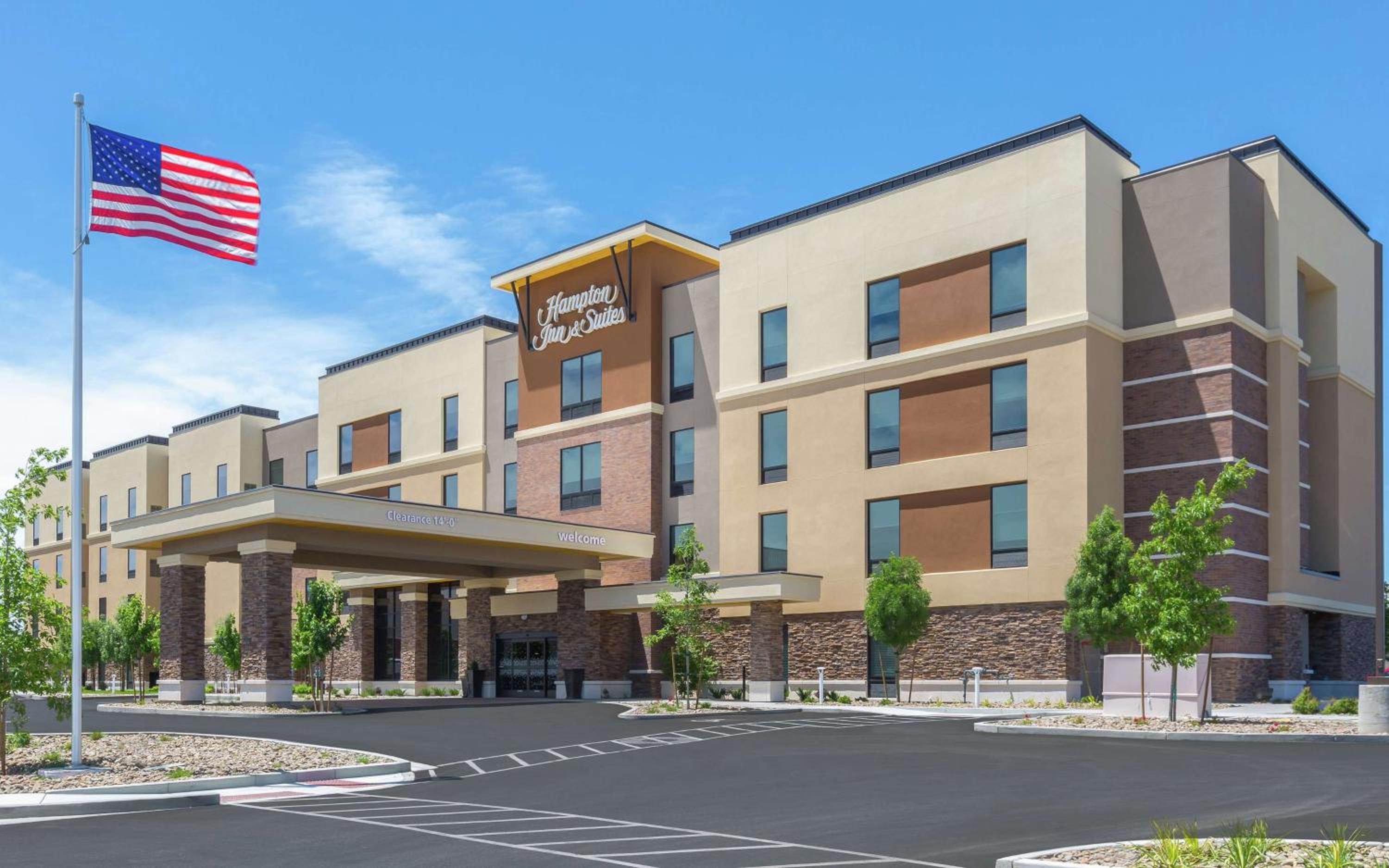 Reno Vacations - Hampton Inn Suites Reno/Sparks - Property Image 16