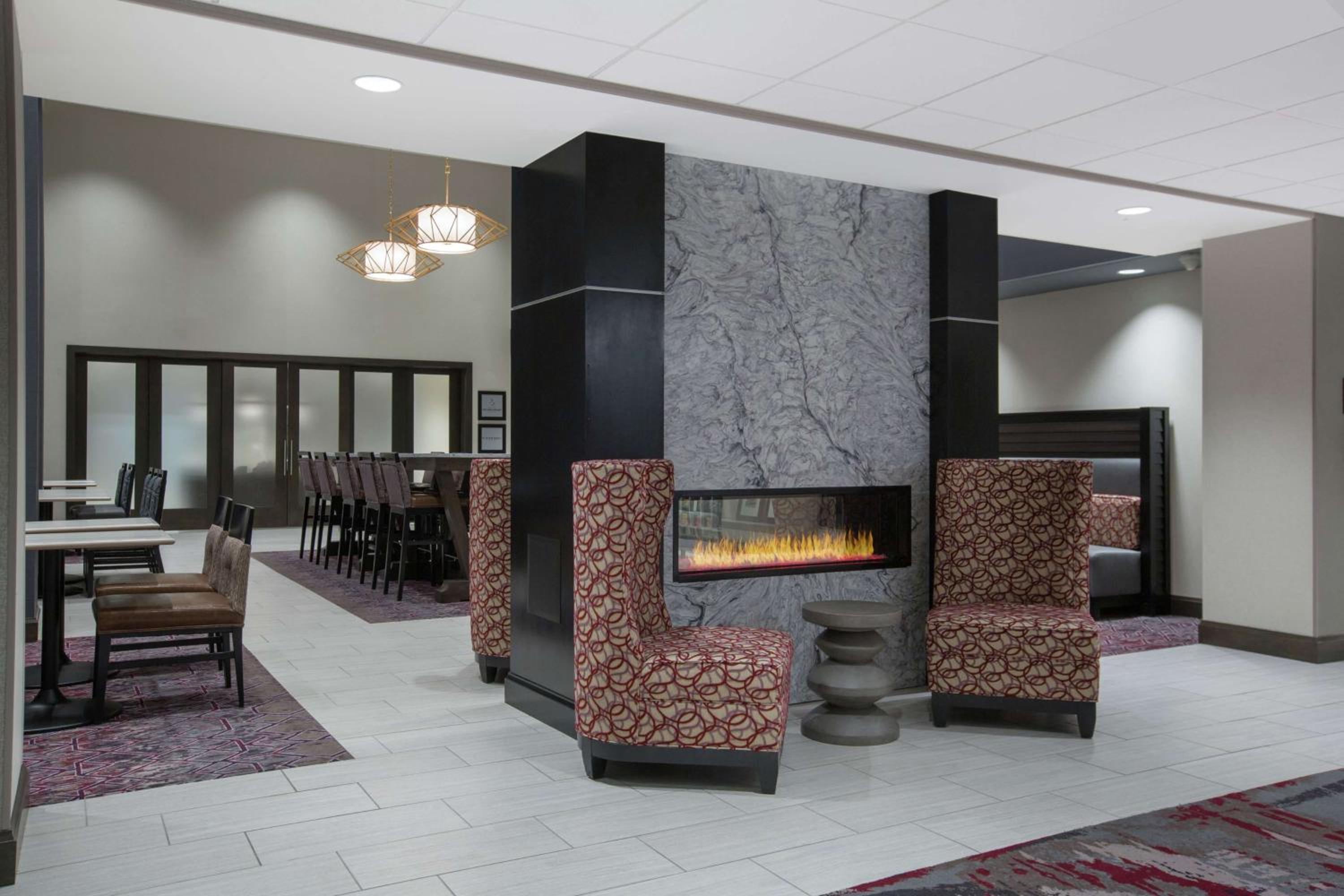 Reno Vacations - Hampton Inn Suites Reno/Sparks - Property Image 26