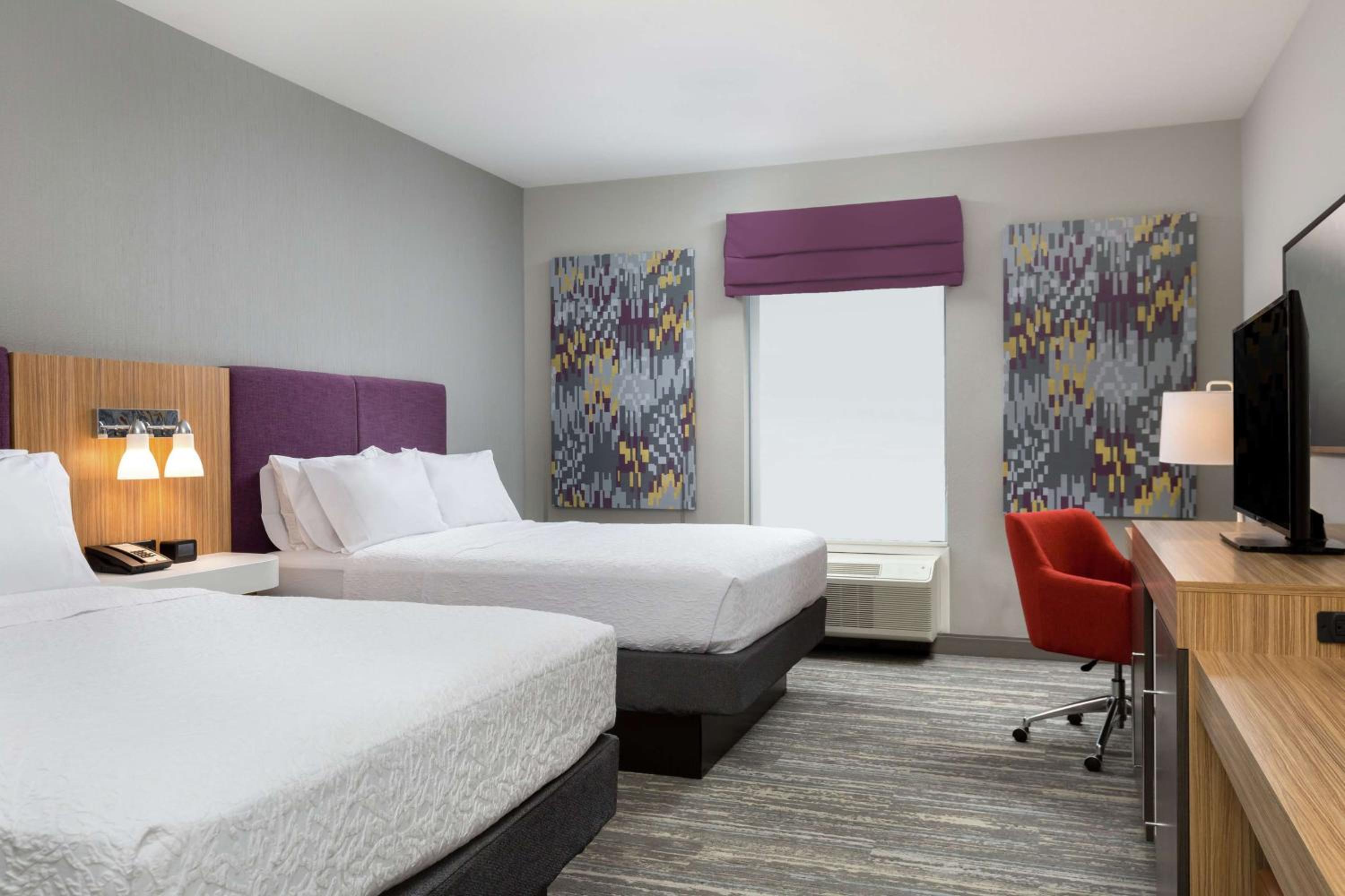 Reno Vacations - Hampton Inn Suites Reno/Sparks - Property Image 17