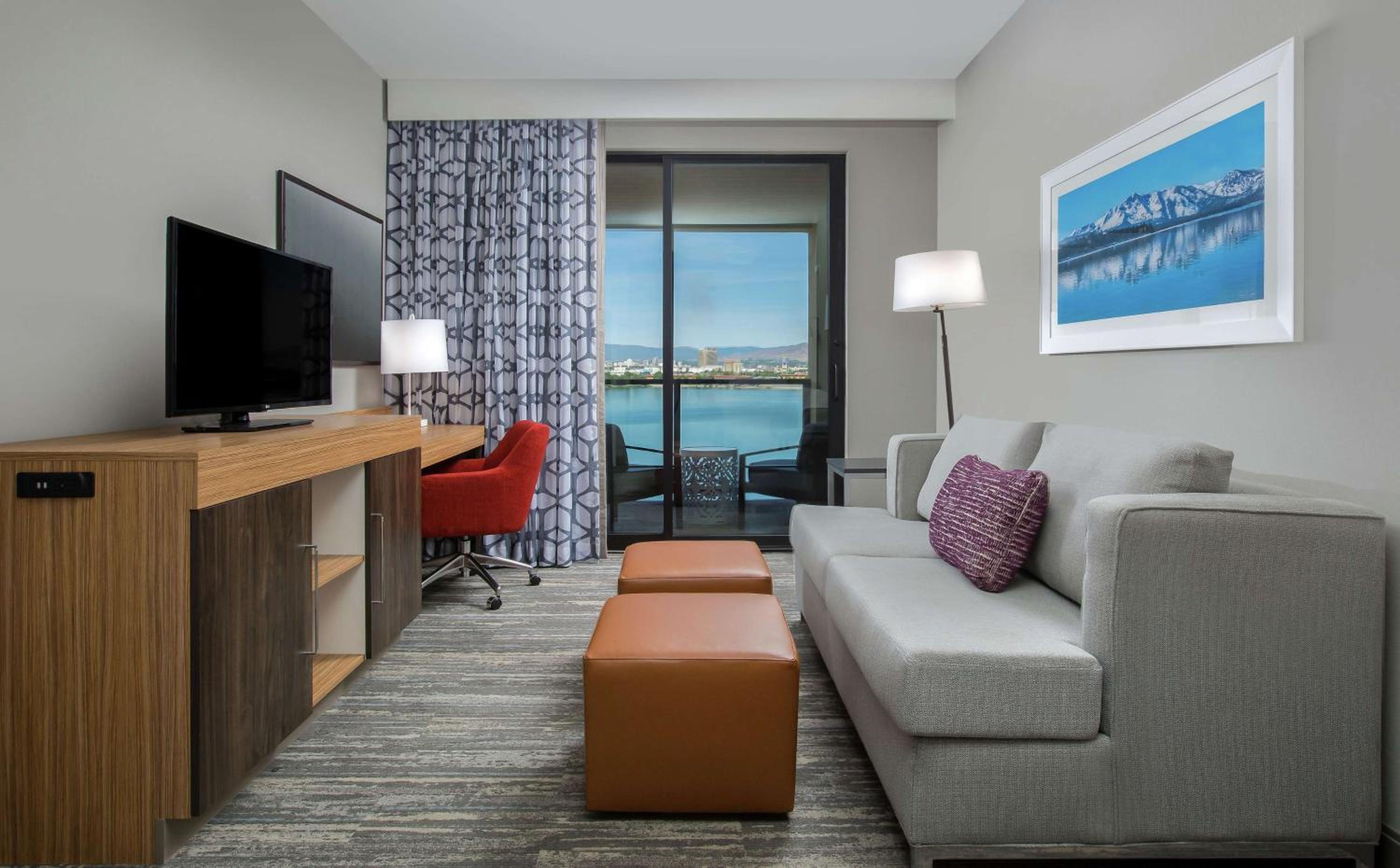 Reno Vacations - Hampton Inn Suites Reno/Sparks - Property Image 1