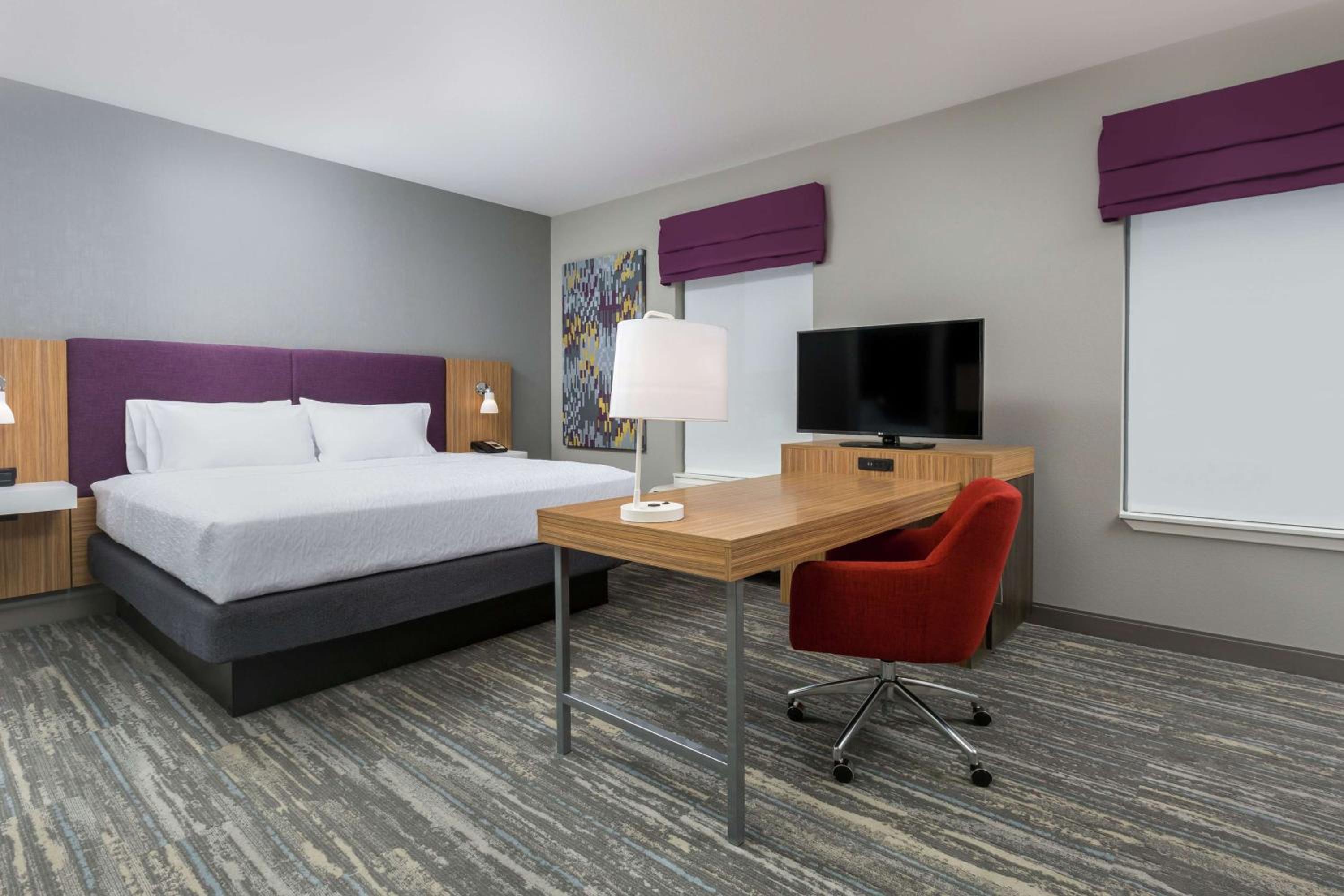 Reno Vacations - Hampton Inn Suites Reno/Sparks - Property Image 8