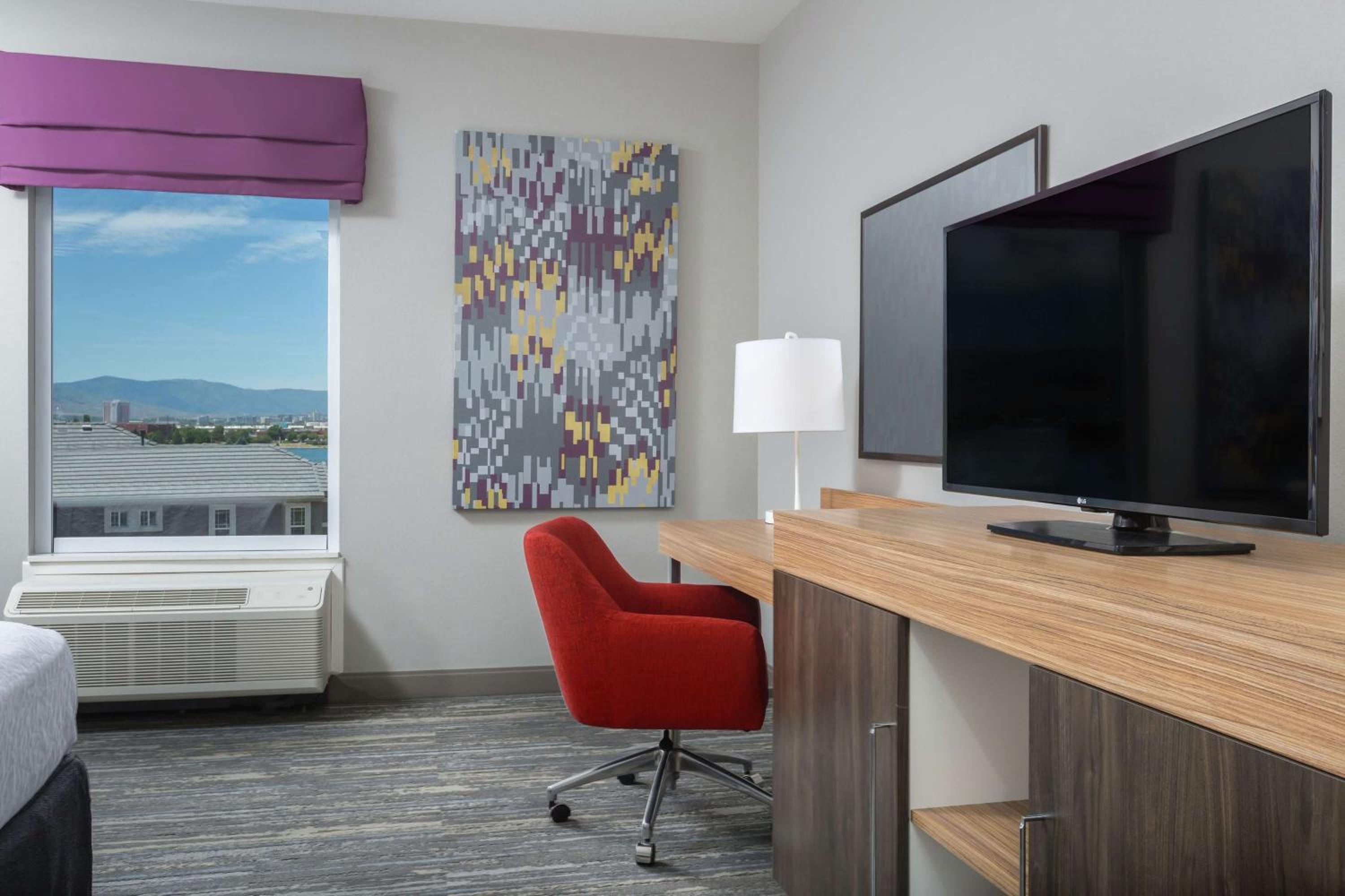 Reno Vacations - Hampton Inn Suites Reno/Sparks - Property Image 6