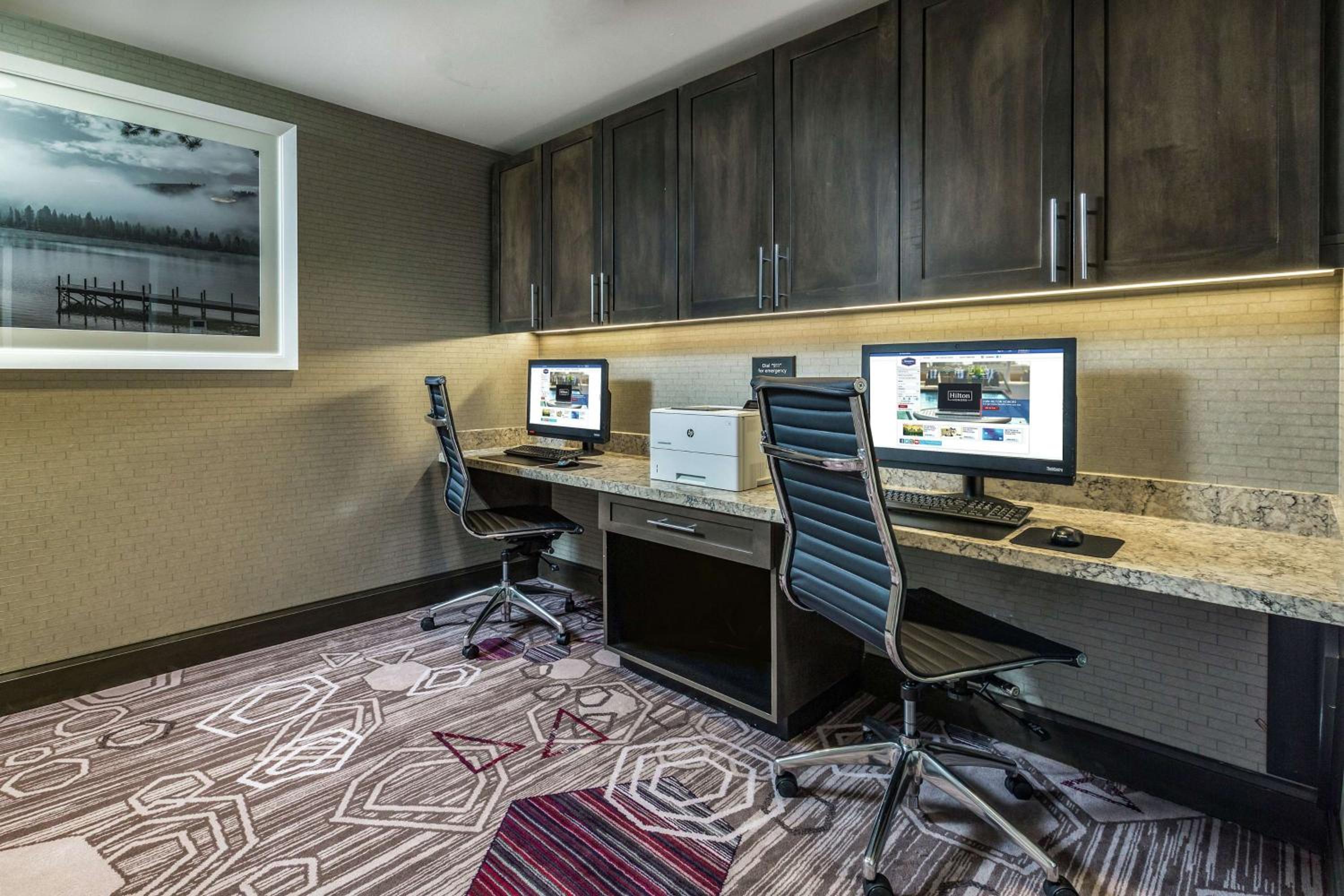 Reno Vacations - Hampton Inn Suites Reno/Sparks - Property Image 2