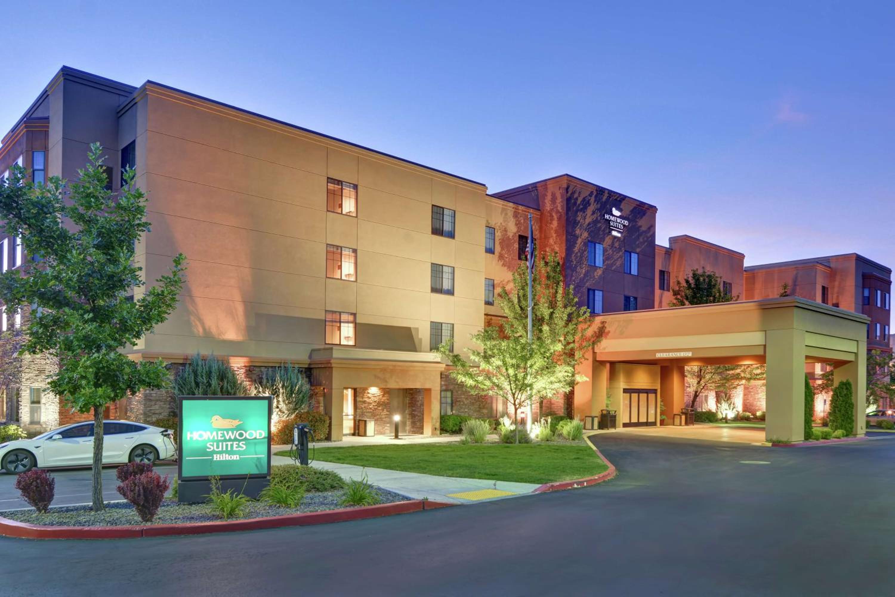 Reno Vacations - Homewood Suites by Hilton Reno - Property Image 32