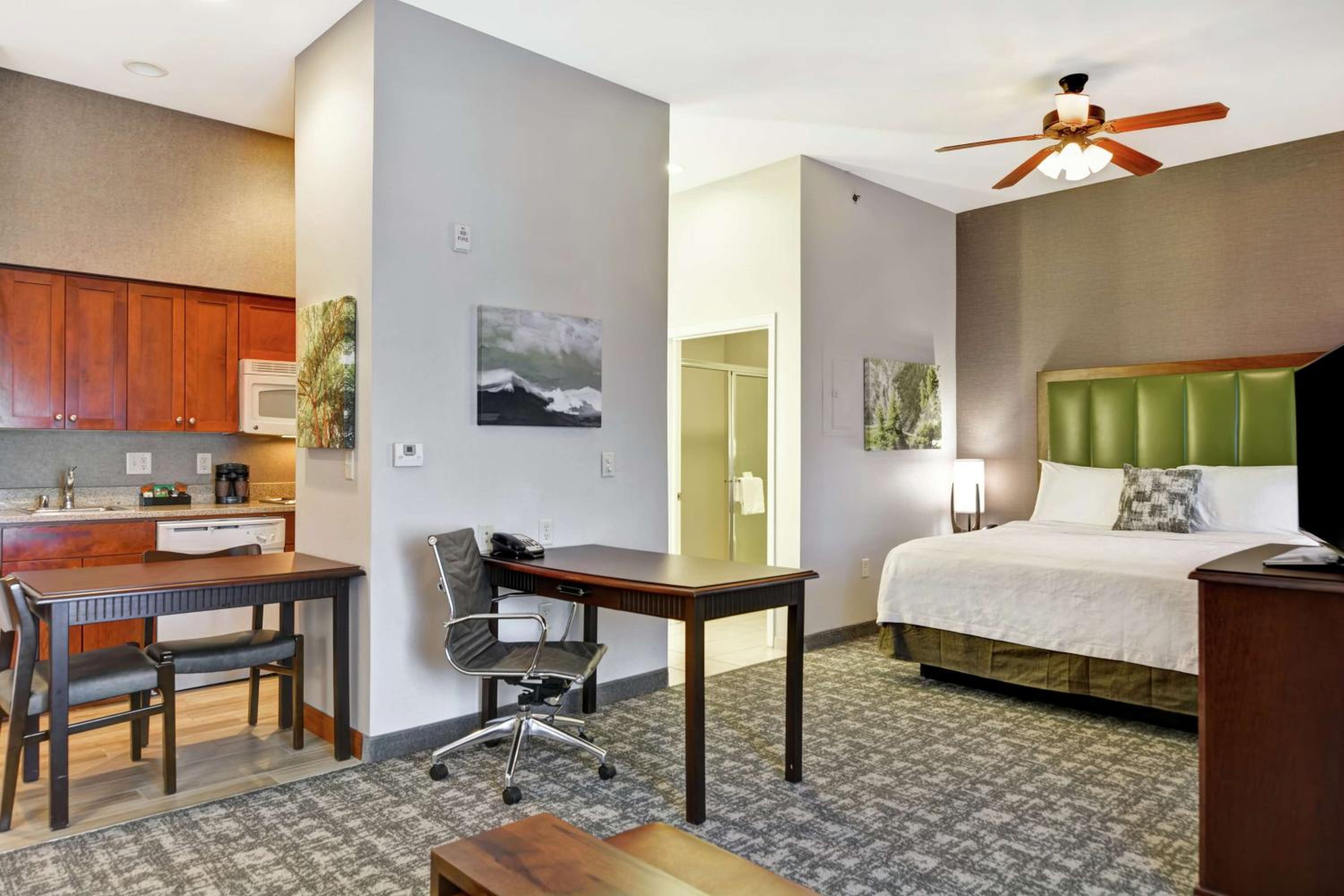 Reno Vacations - Homewood Suites by Hilton Reno - Property Image 10