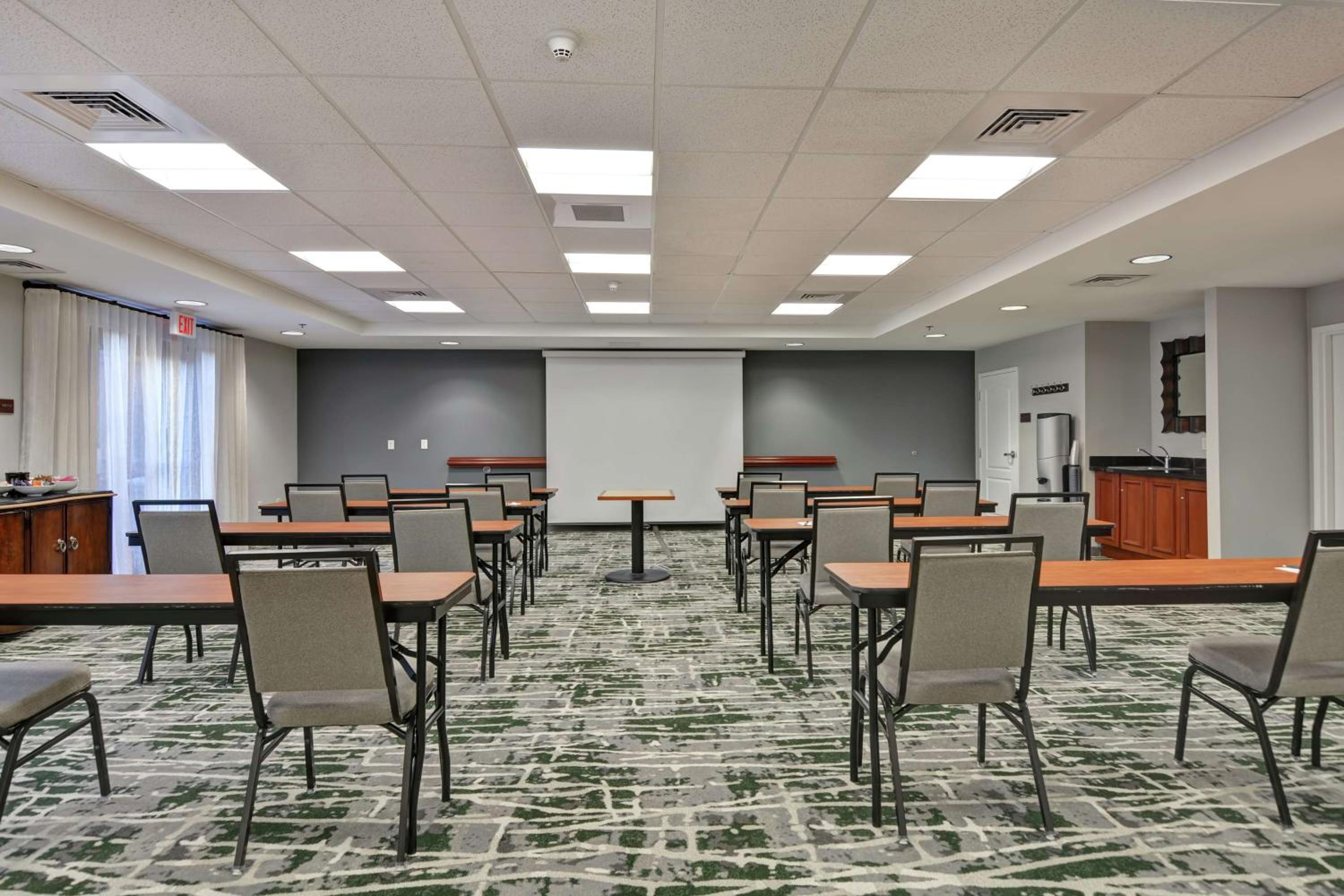 Reno Vacations - Homewood Suites by Hilton Reno - Property Image 17