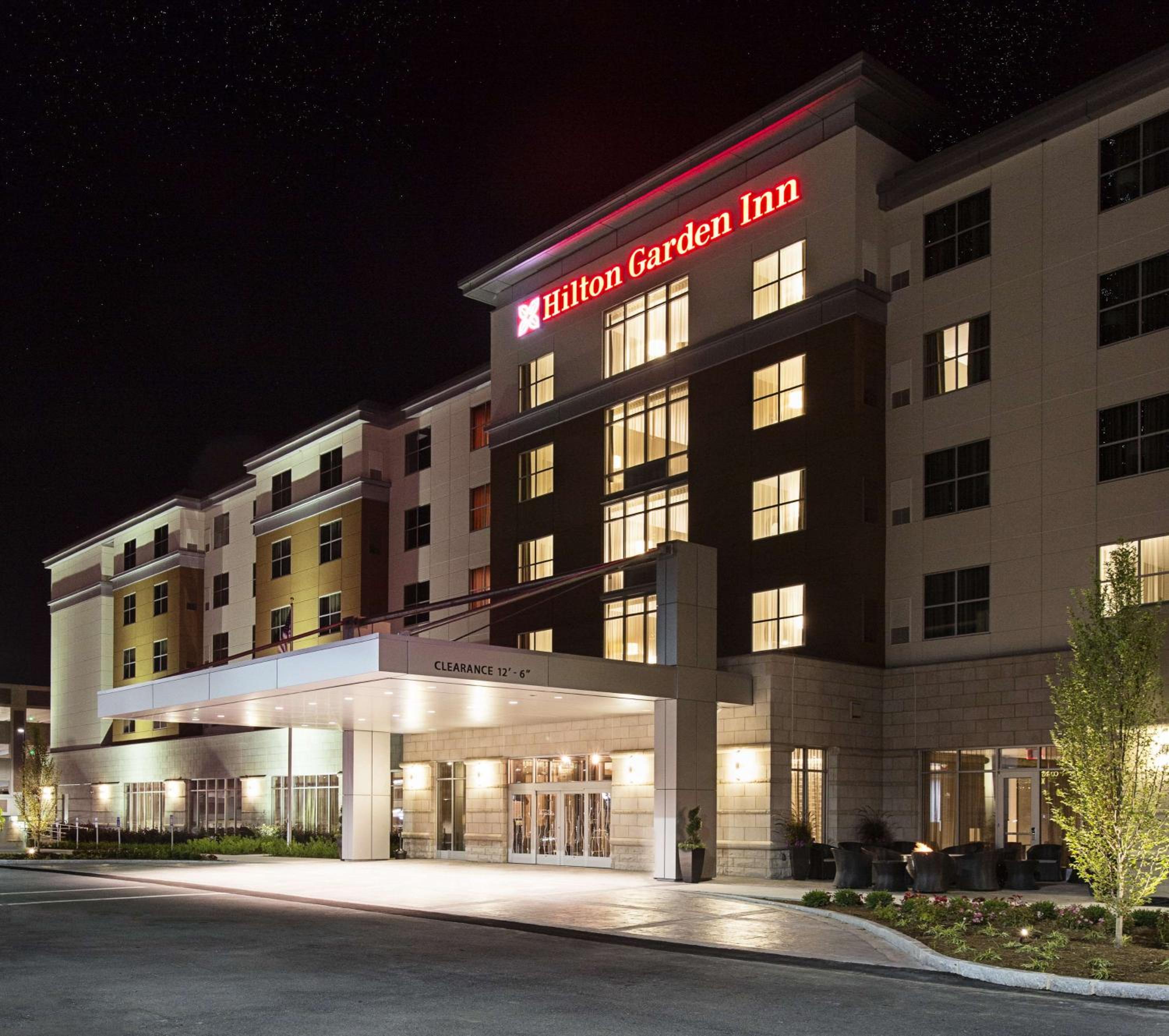 Hotel Hilton Garden Inn Rochester - University & Medical Center - Image 1