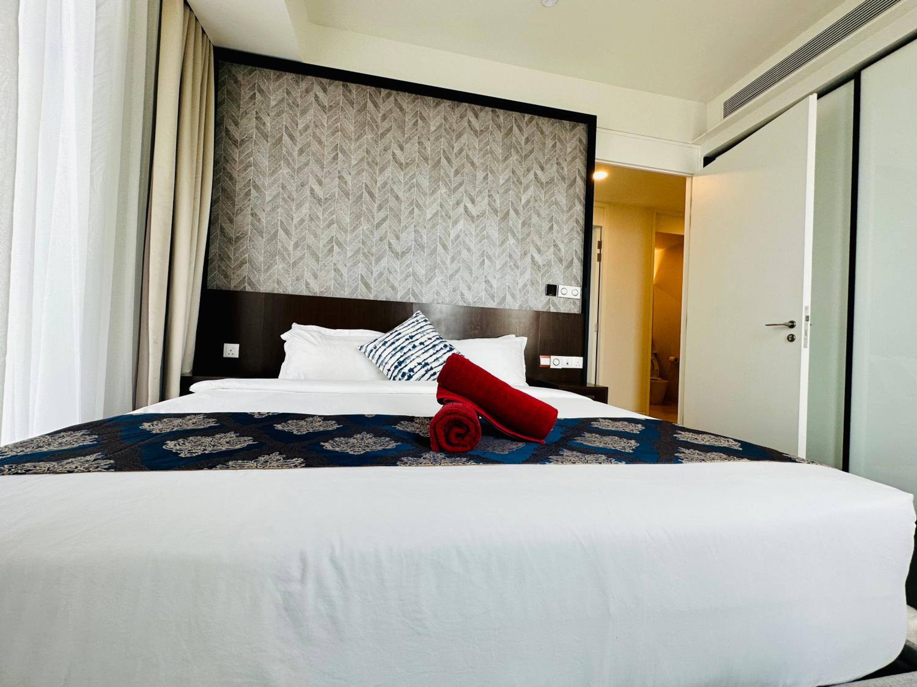 Tropicana The Residence Klcc By Sky World