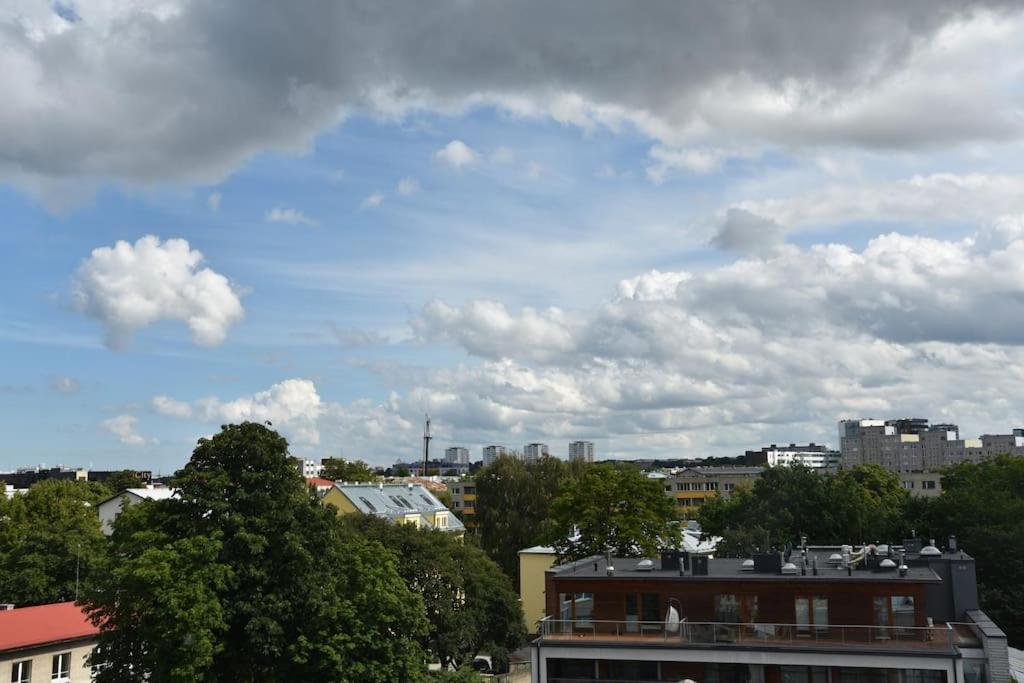 Kahe magamistoaga ja suure elutoaga 3-toaline korter vaatega Tallinna ärikeskusele