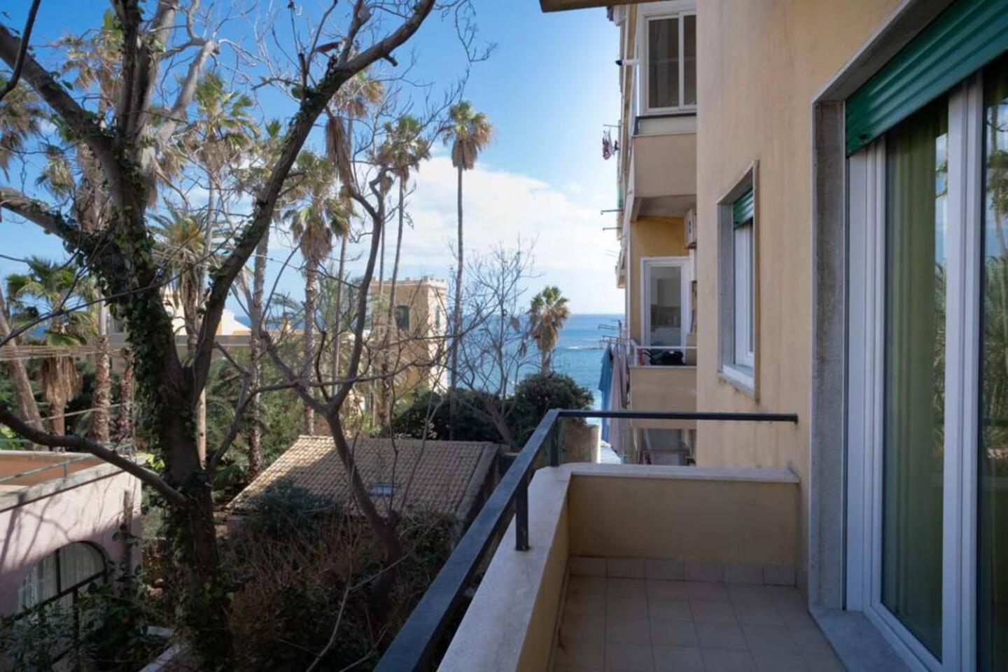 Casa sul mare con discesa privata view 2