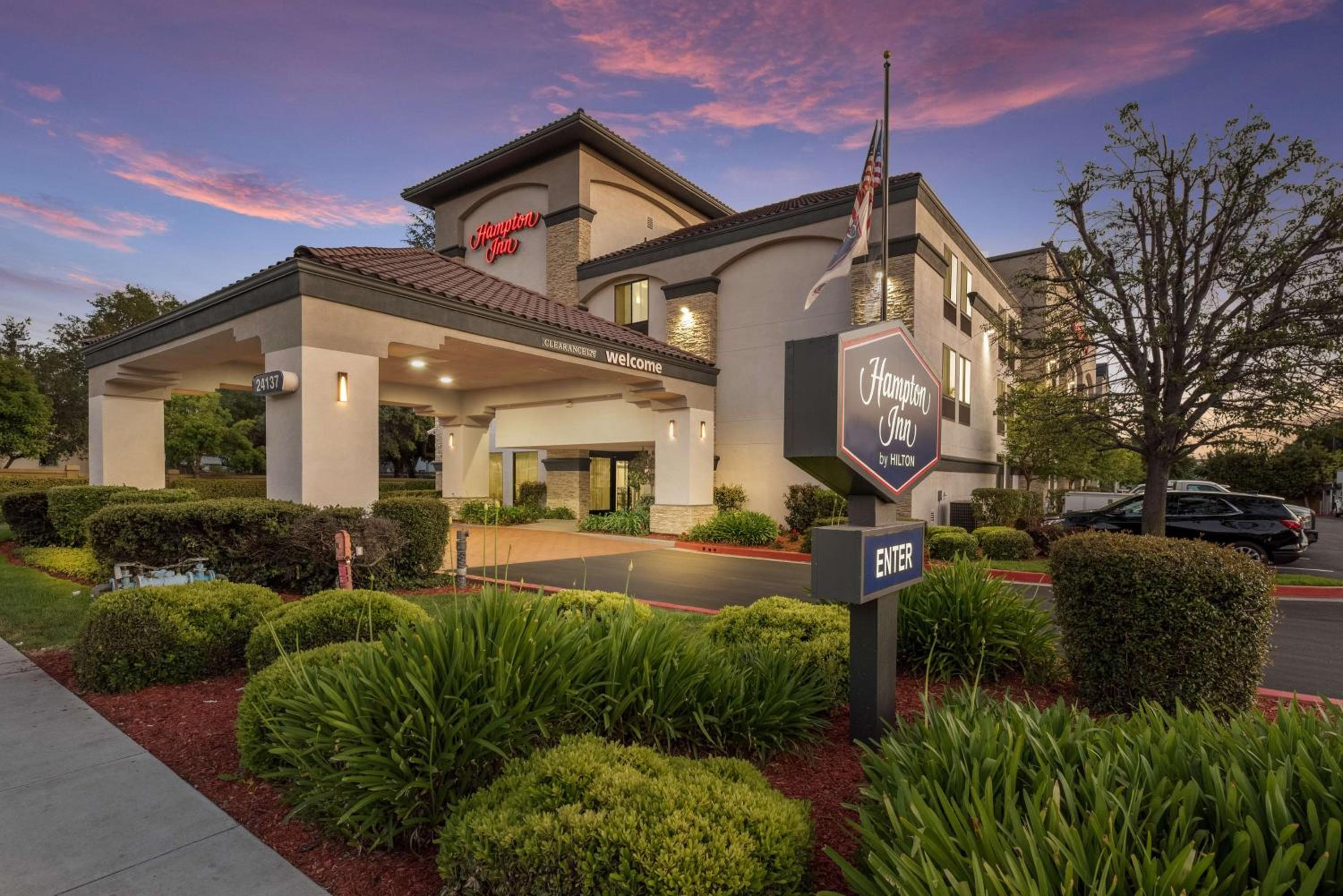Hayward Vacations - Hampton Inn Oakland-Hayward - Property Image 26