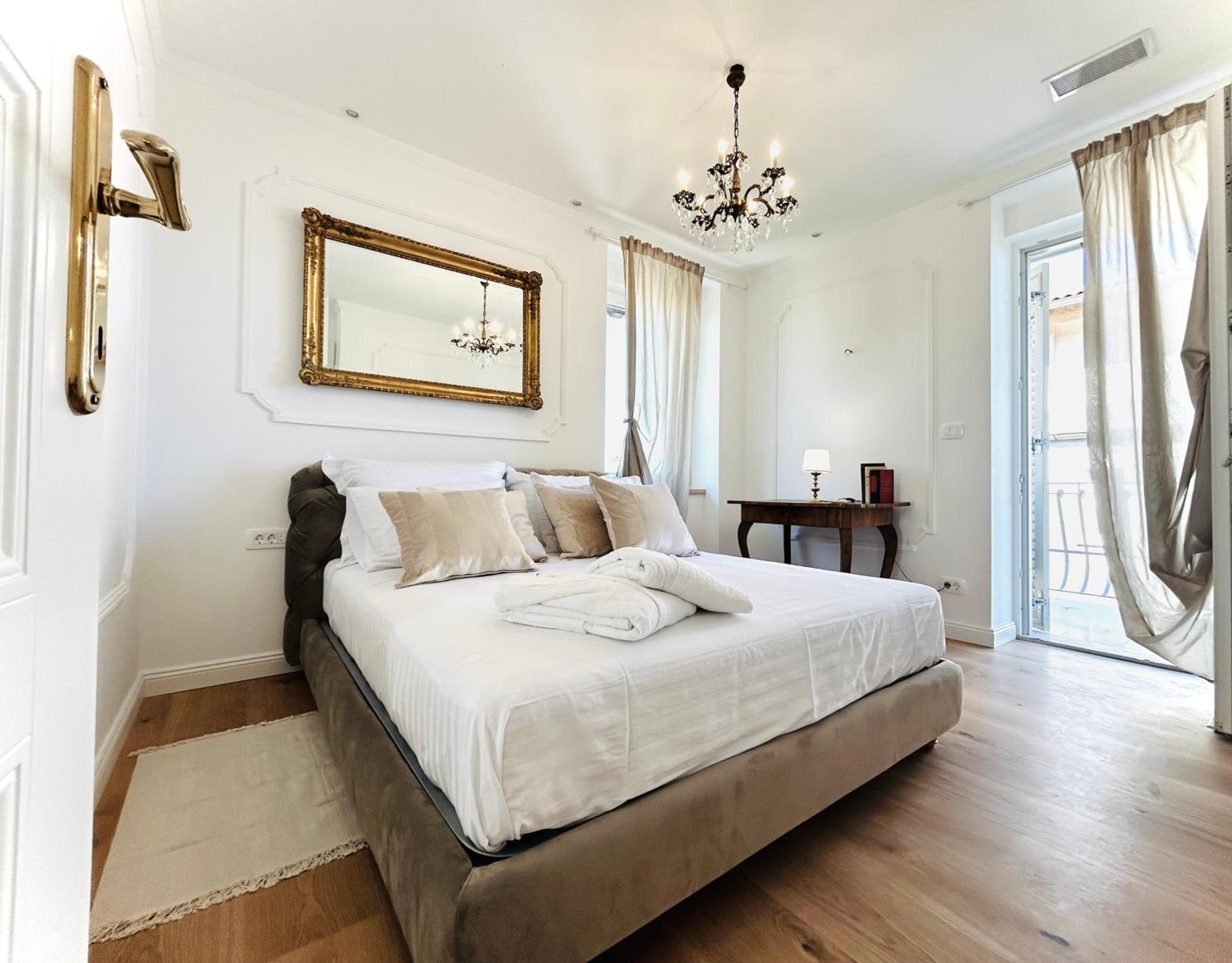 VILLA GIANNI - lux apt VIENNA - 5 stars