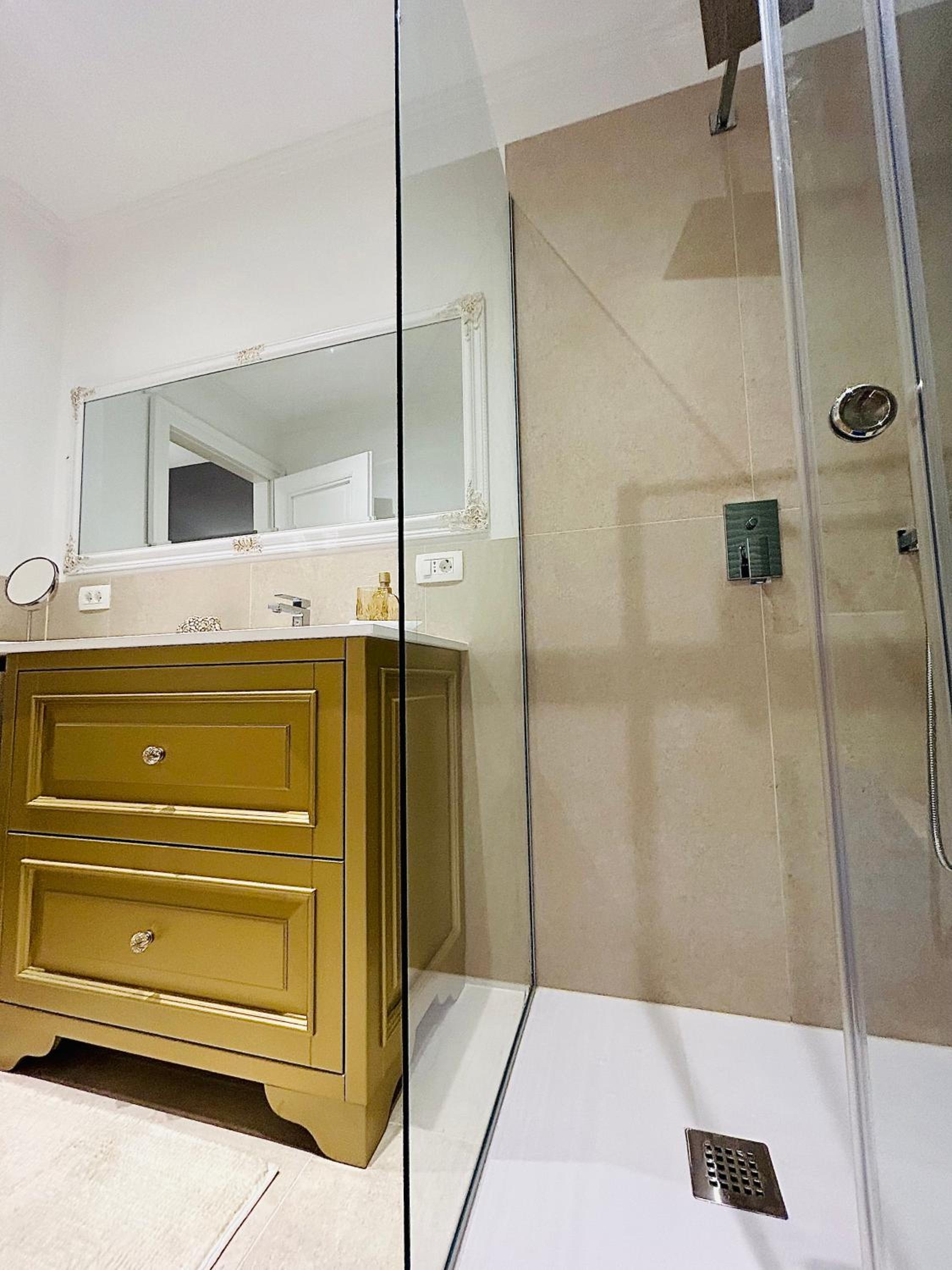 VILLA GIANNI - lux apt VIENNA - 5 stars