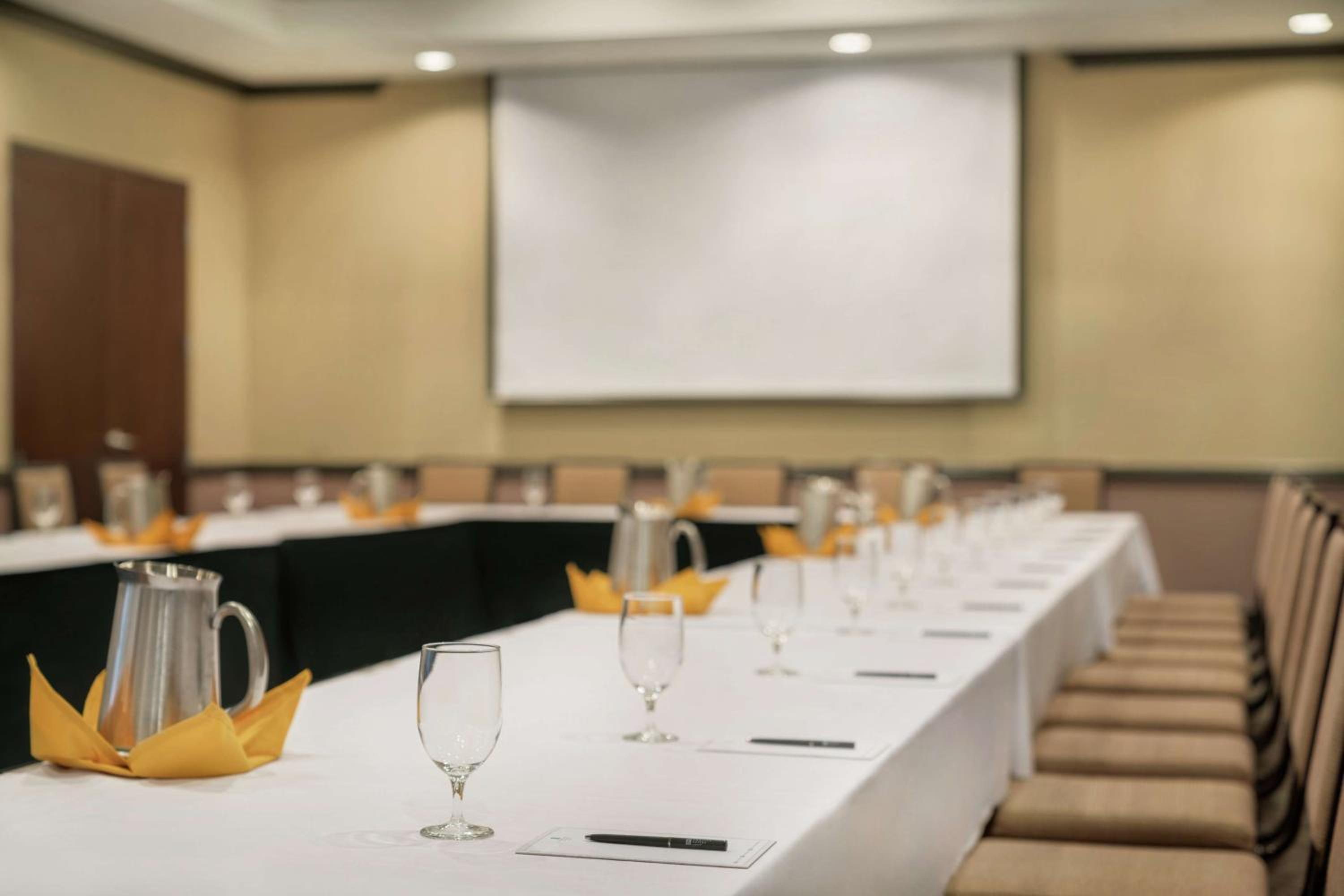 Embassy Suites by Hilton Salt Lake West Valley City - Property Image 50