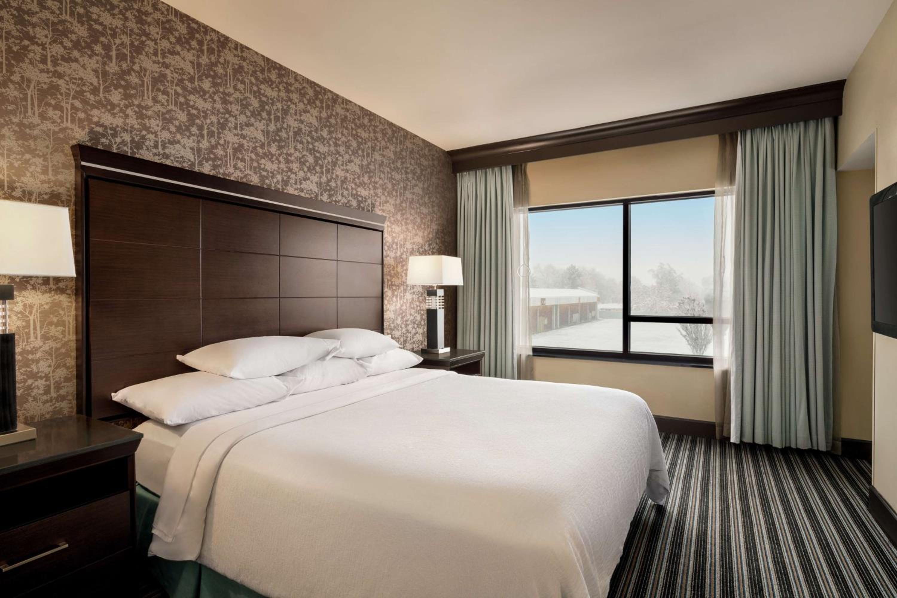 Embassy Suites by Hilton Salt Lake West Valley City - Property Image 30