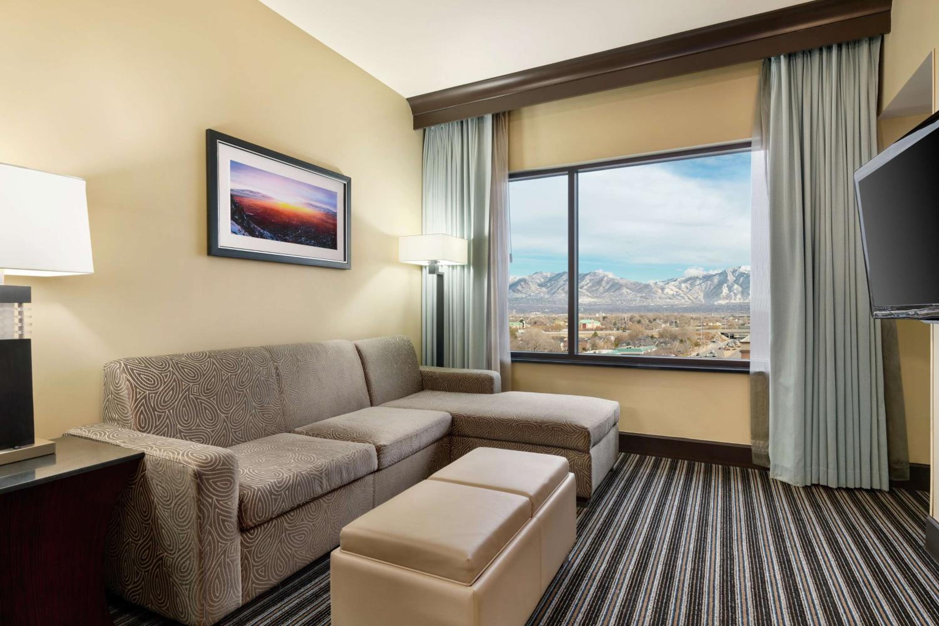 Embassy Suites by Hilton Salt Lake West Valley City - Property Image 26