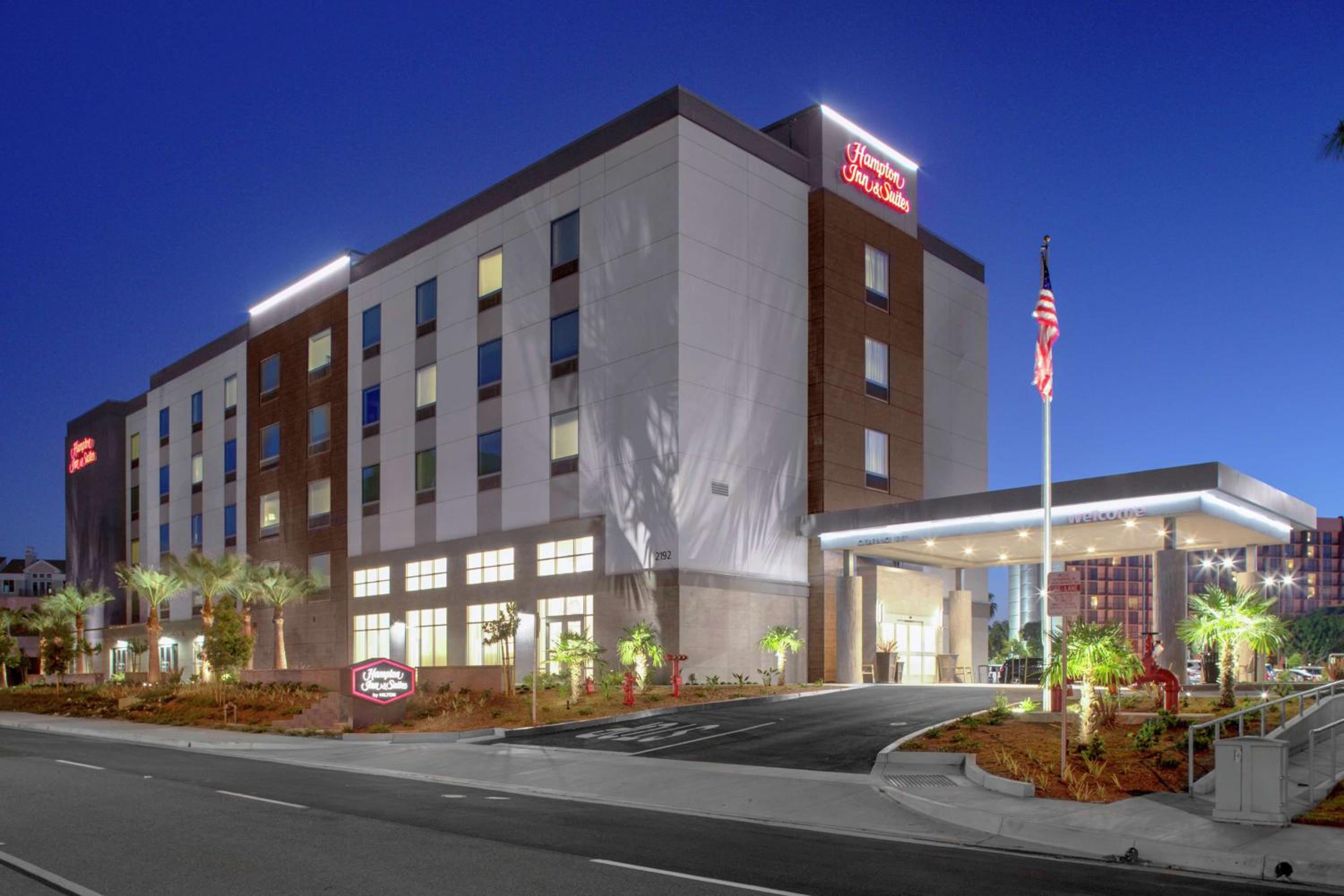 Orange County/Anaheim Vacations - Hampton Inn Suites Irvine/Orange County Airport - Property Image 30