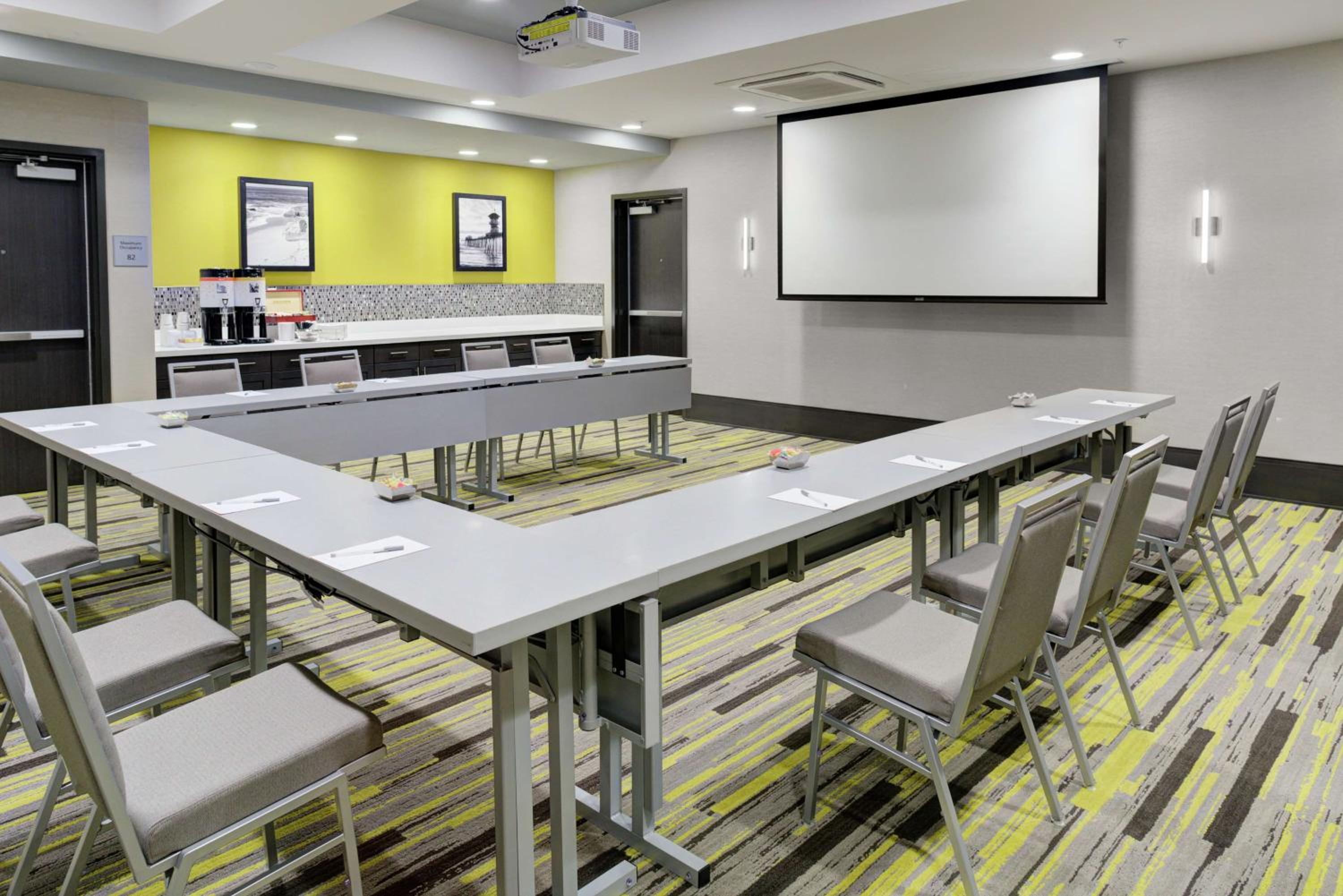 Orange County/Anaheim Vacations - Hampton Inn Suites Irvine/Orange County Airport - Property Image 14