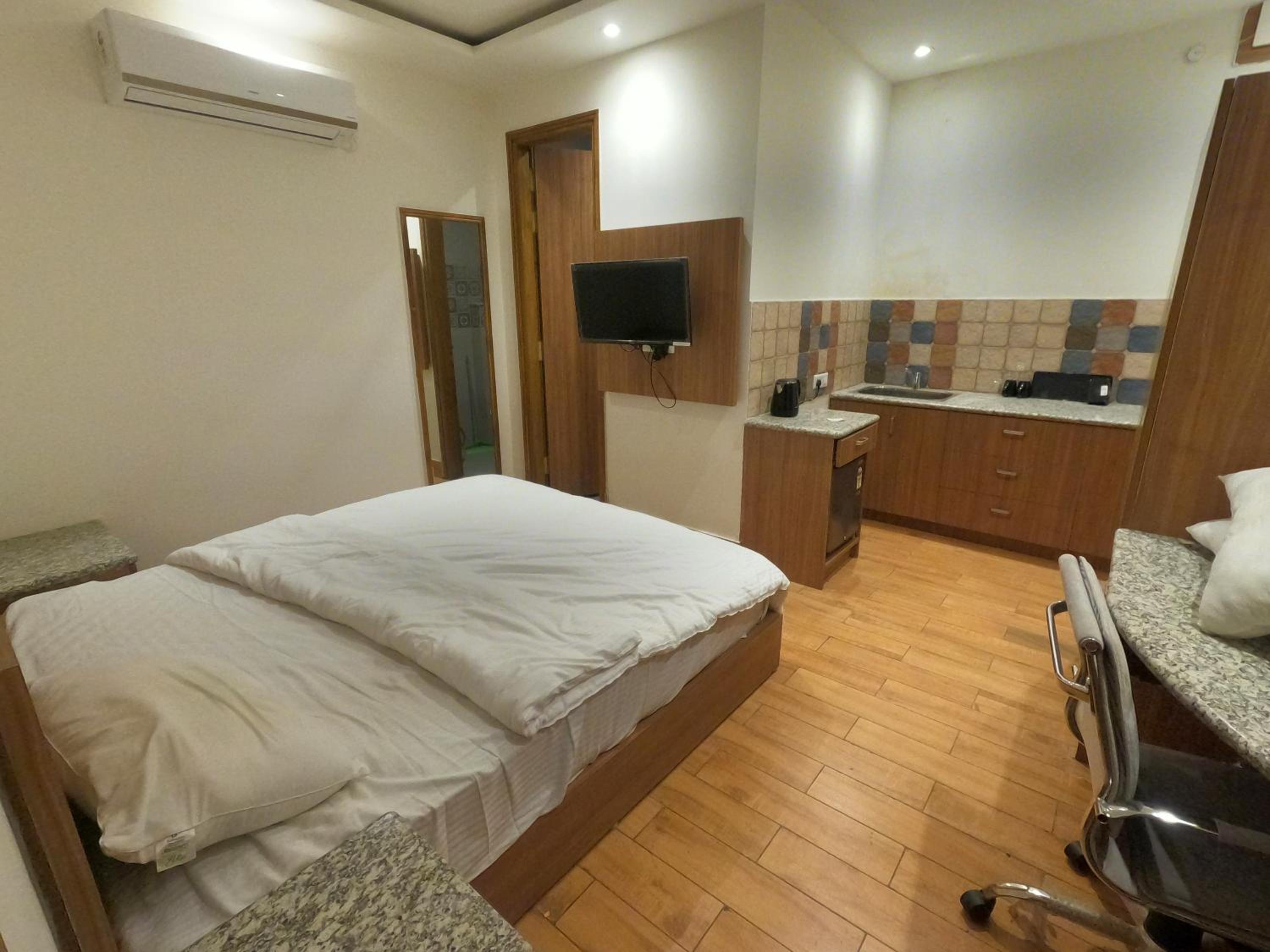 Photo 13