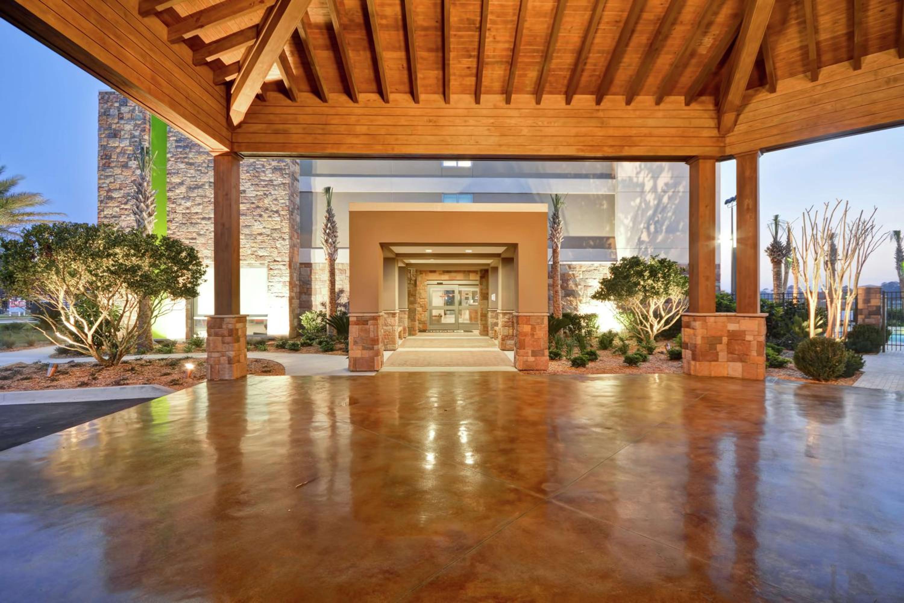 Home2 Suites By Hilton St. Simons Island - Property Image 8