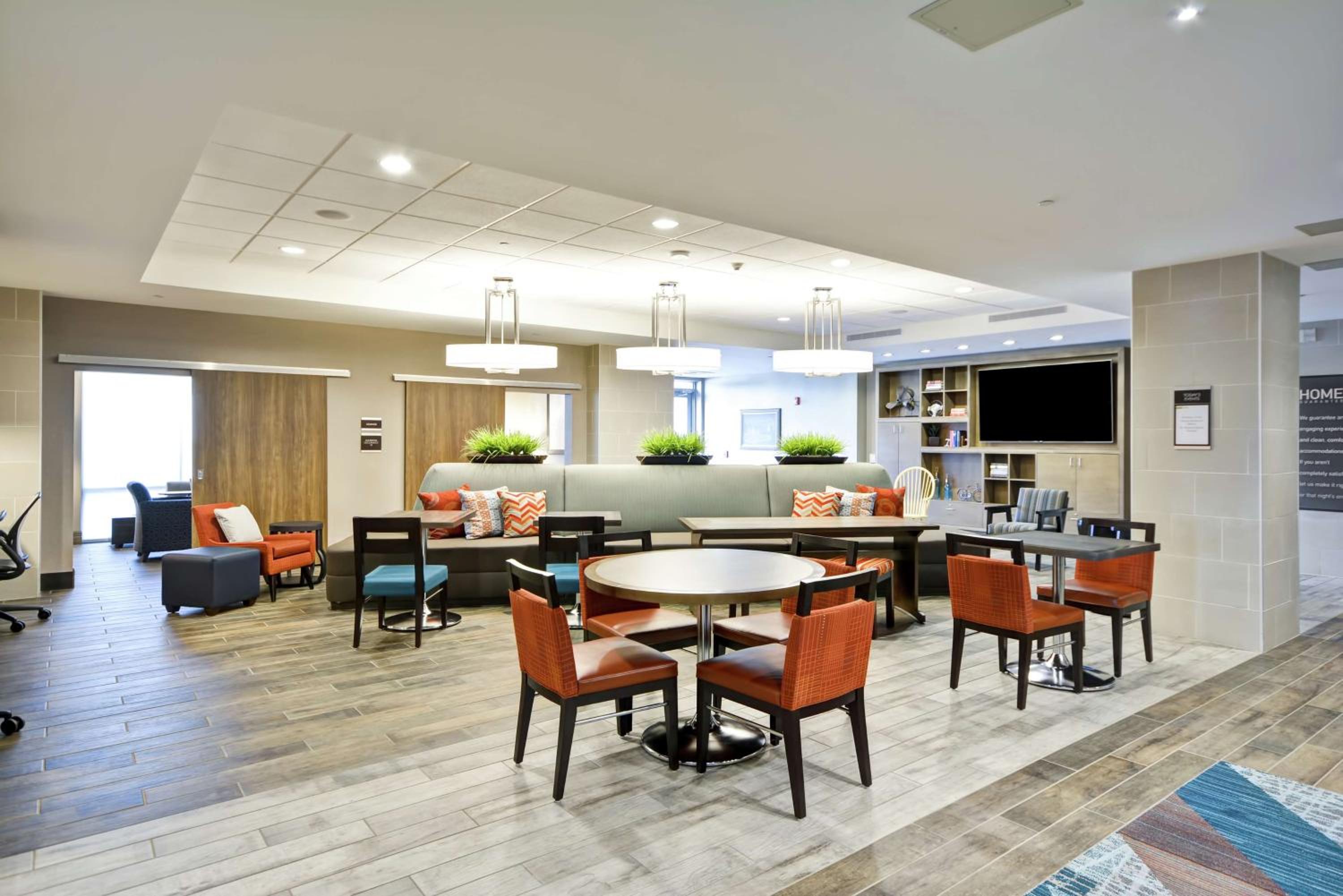 Home2 Suites By Hilton St. Simons Island - Property Image 12