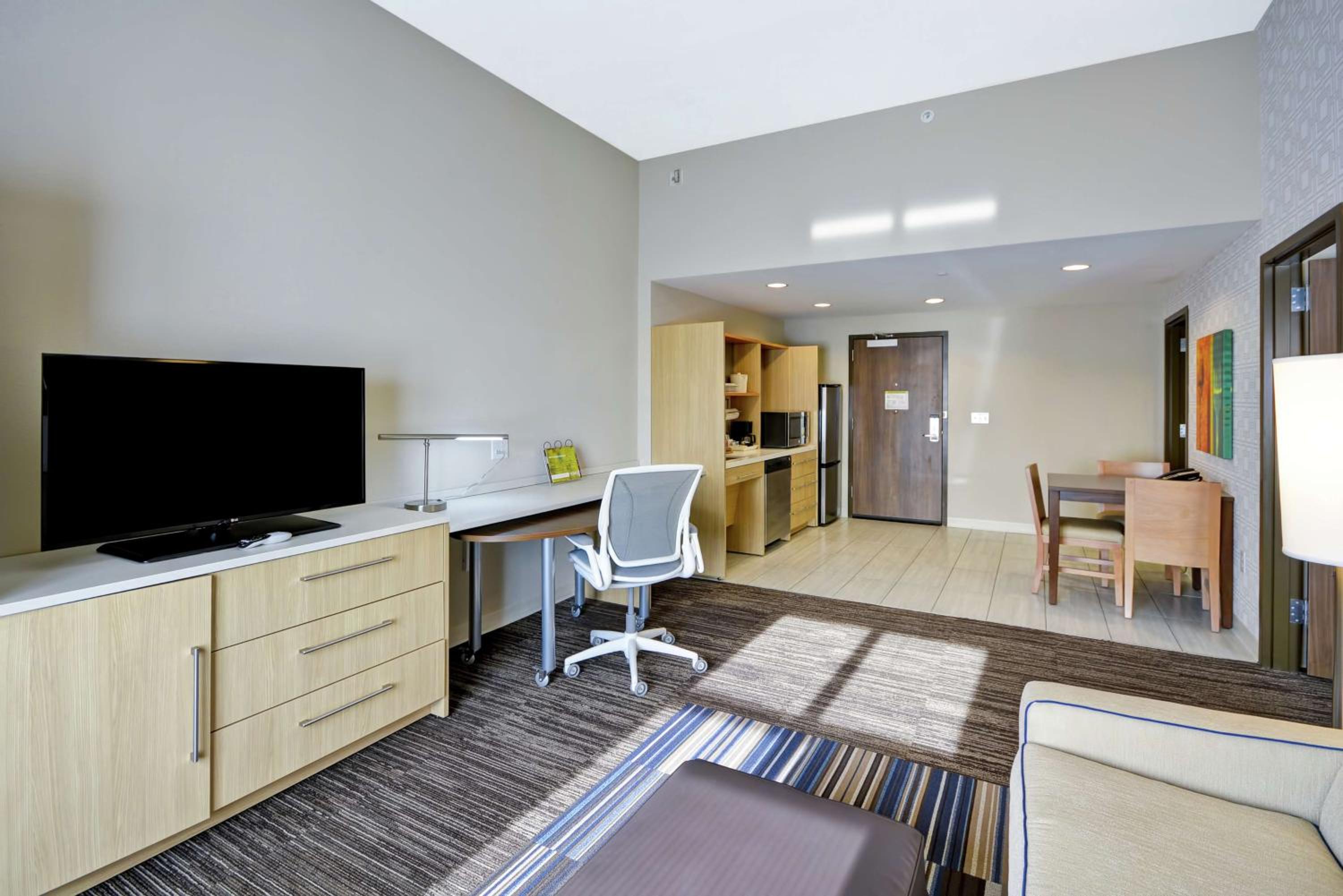 Home2 Suites By Hilton St. Simons Island - Property Image 45