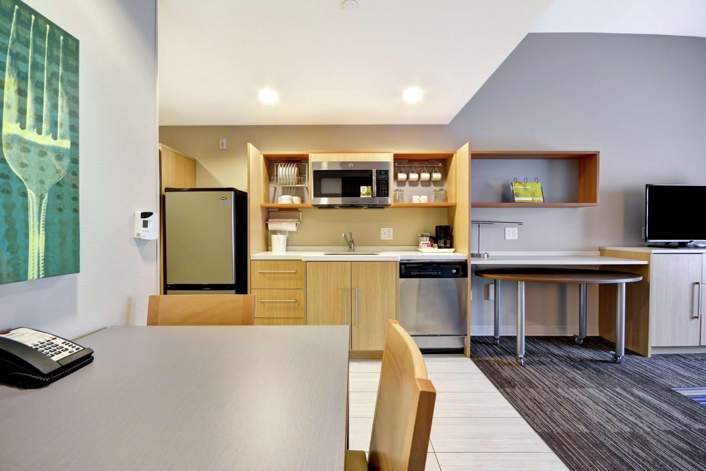 Home2 Suites By Hilton St. Simons Island - Property Image 14