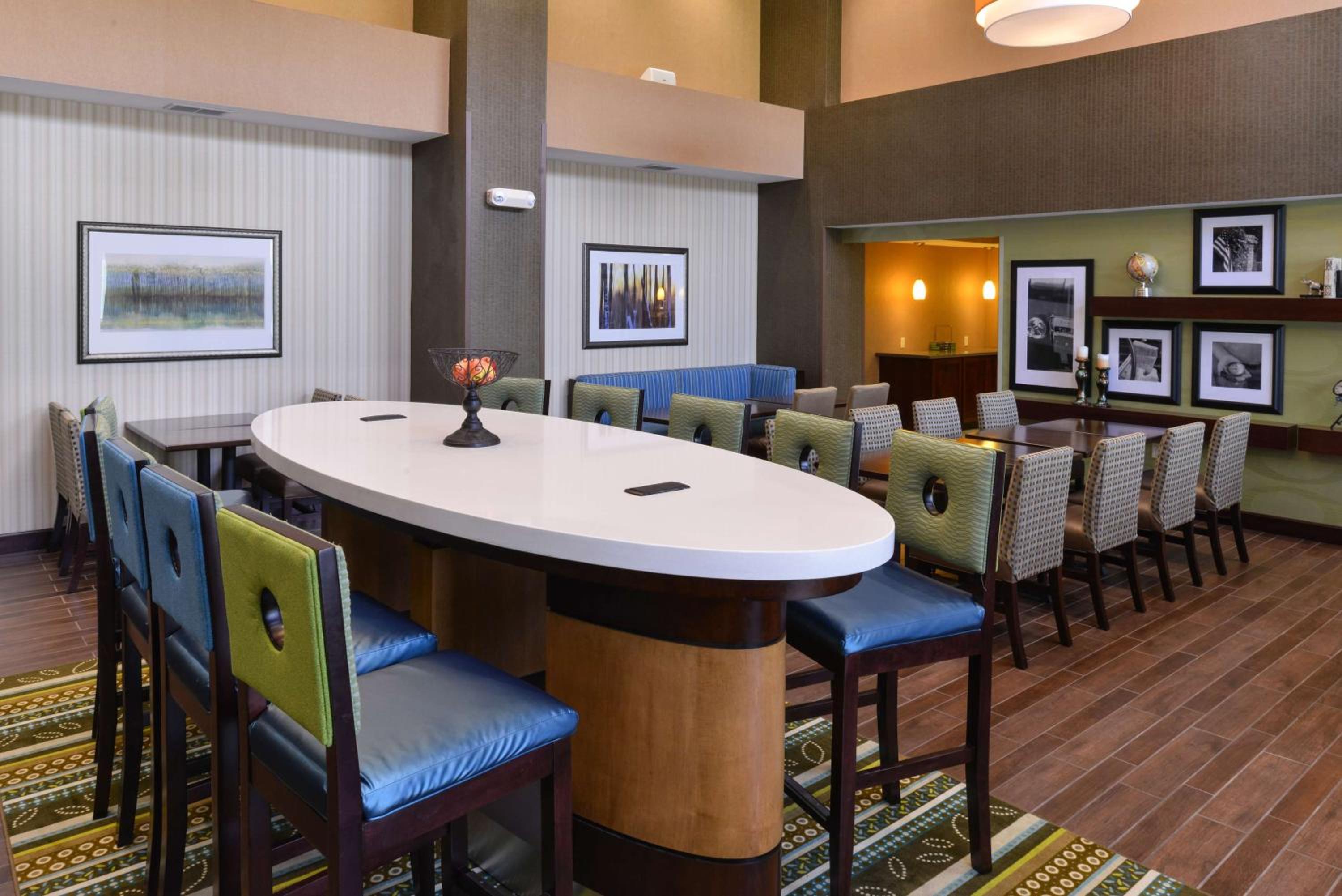 Hampton Inn Suites St. Louis - Edwardsville - Property Image 41
