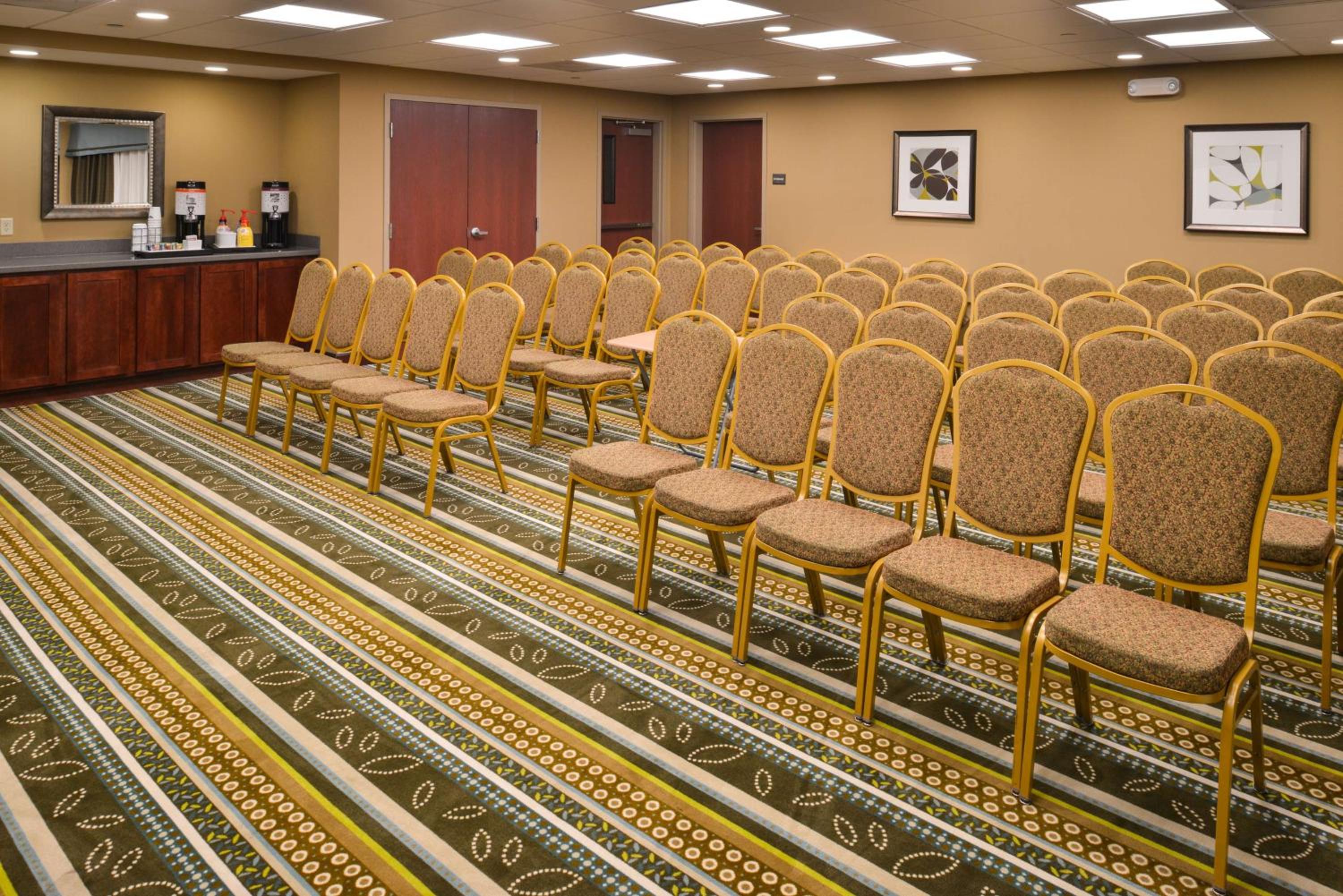 Hampton Inn  Suites St. Louis - Edwardsville - Property Image 7