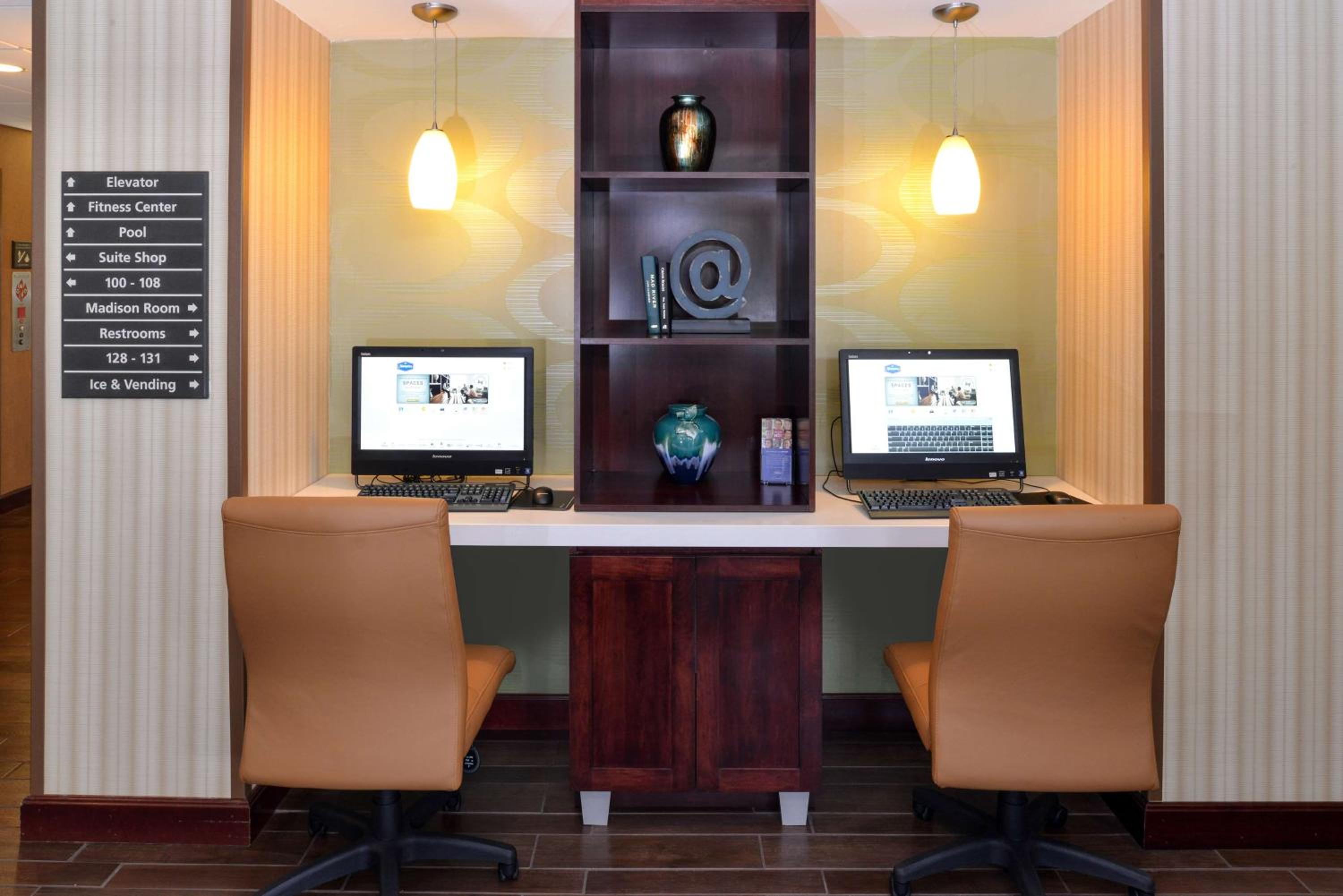 Hampton Inn  Suites St. Louis - Edwardsville - Property Image 9