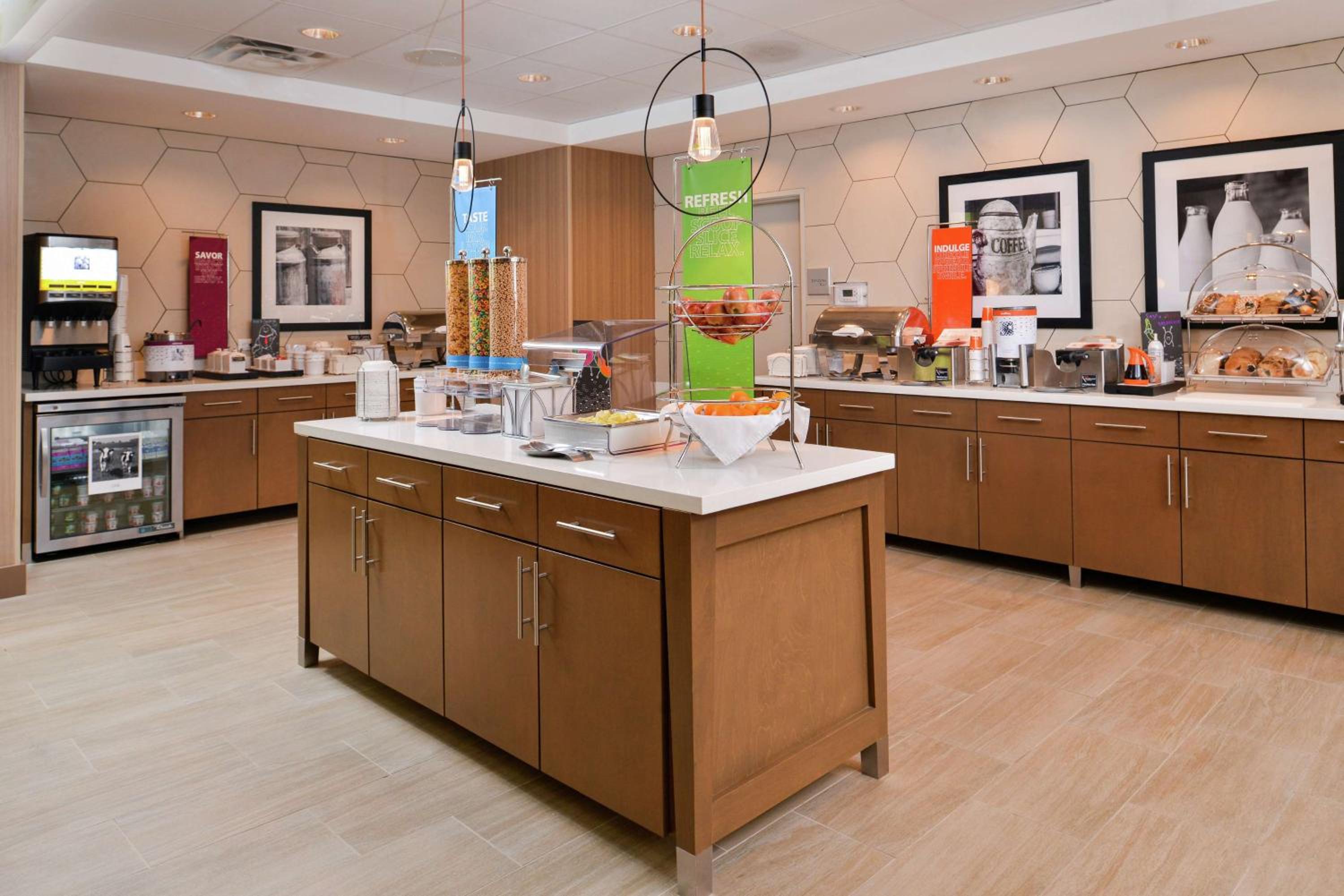 Hampton Inn  Suites Saint Paul Oakdale Woodbury - Property Image 29