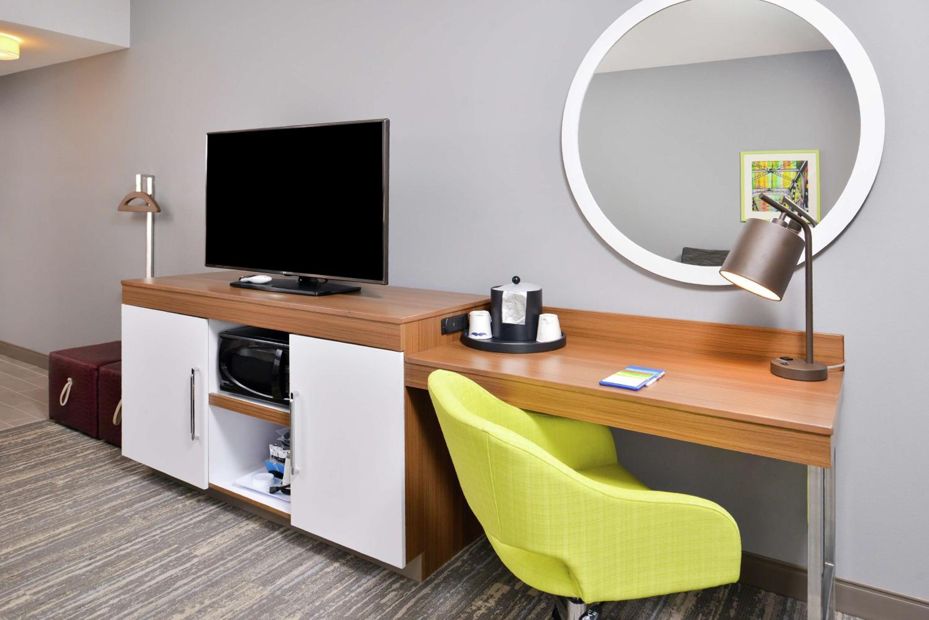 Hampton Inn  Suites Saint Paul Oakdale Woodbury - Property Image 36