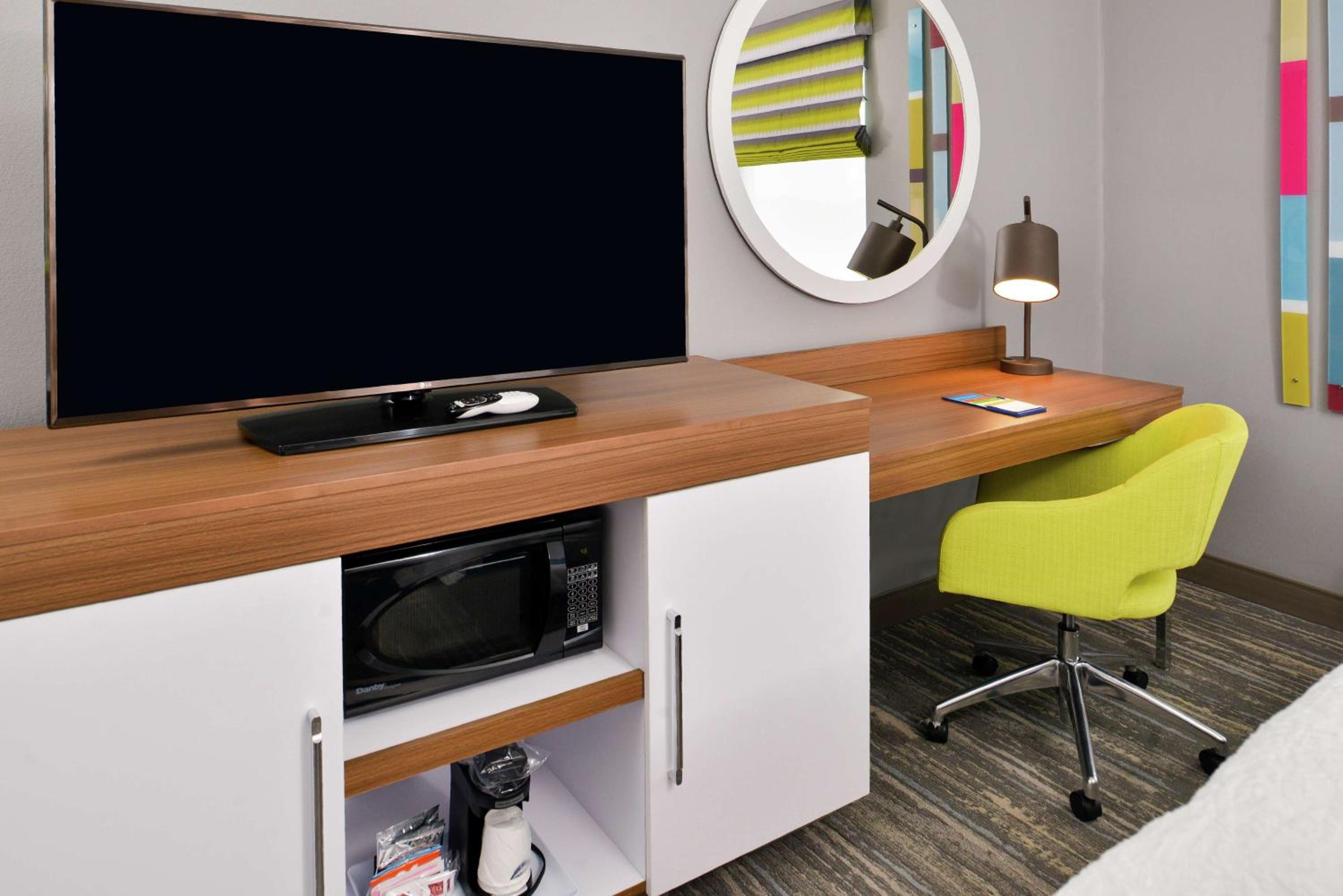 Hampton Inn  Suites Saint Paul Oakdale Woodbury - Property Image 39